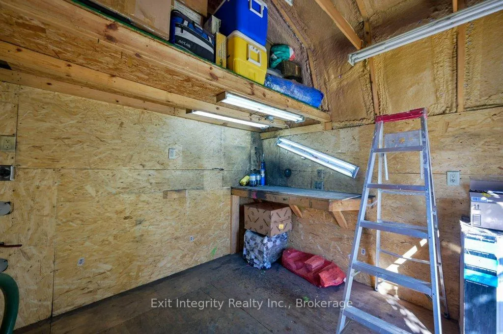 Photo 180 of 407 Harrisburg Road, Hamilton, Rural Flamborough — HOMEH
