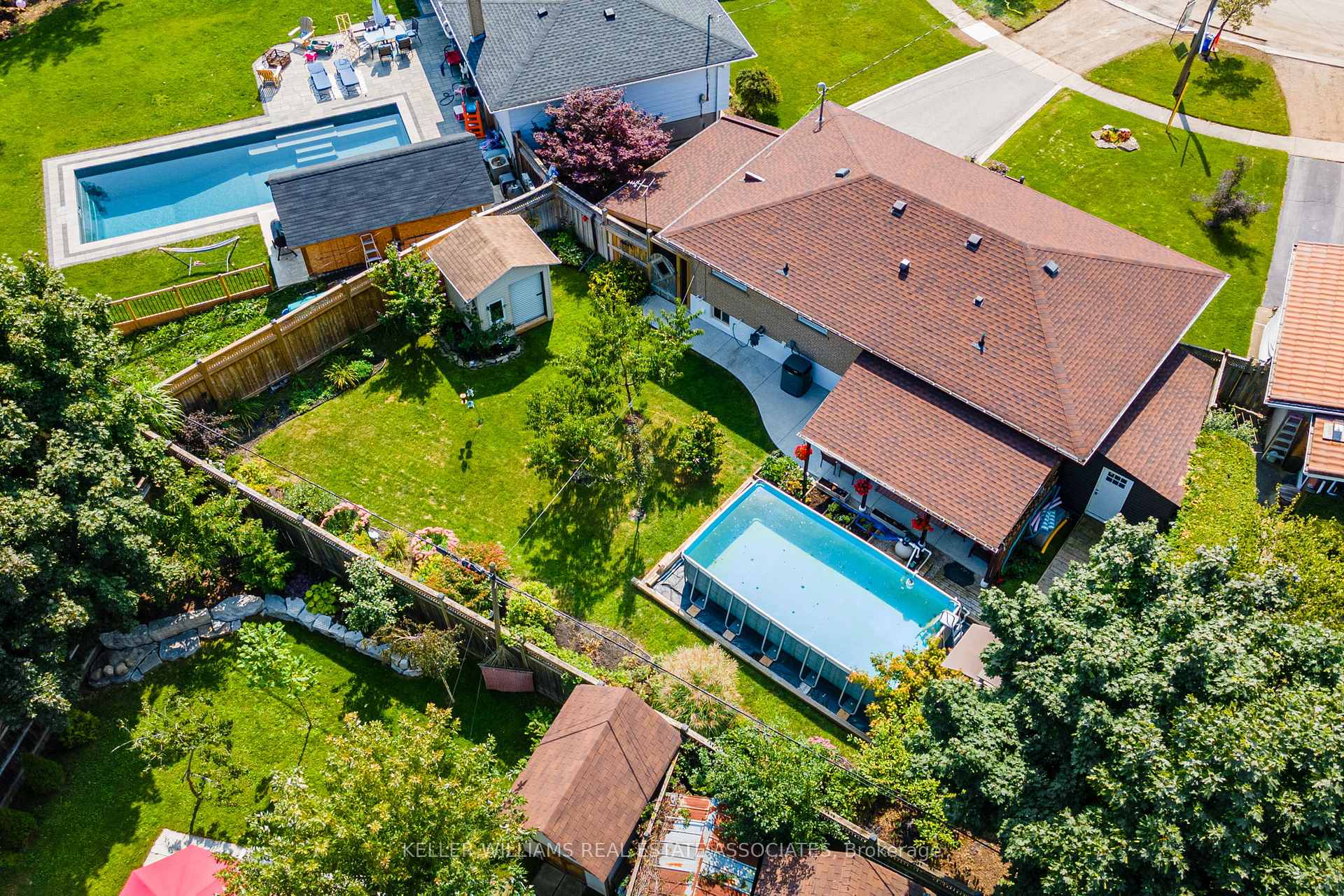 Photo 36 of 14 Moultrey Crescent, Halton Hills, Georgetown — HOMEH