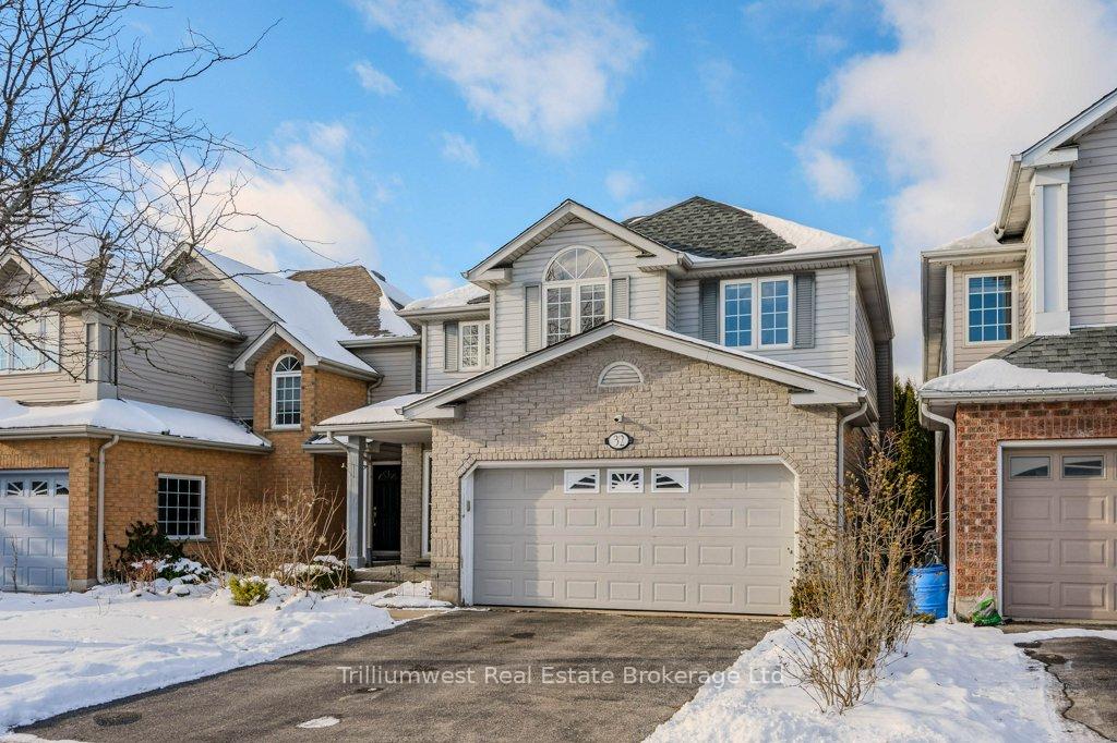 Photo 2 of 32 Camm Crescent, Guelph, Pineridge/Westminster Woods — HOMEH