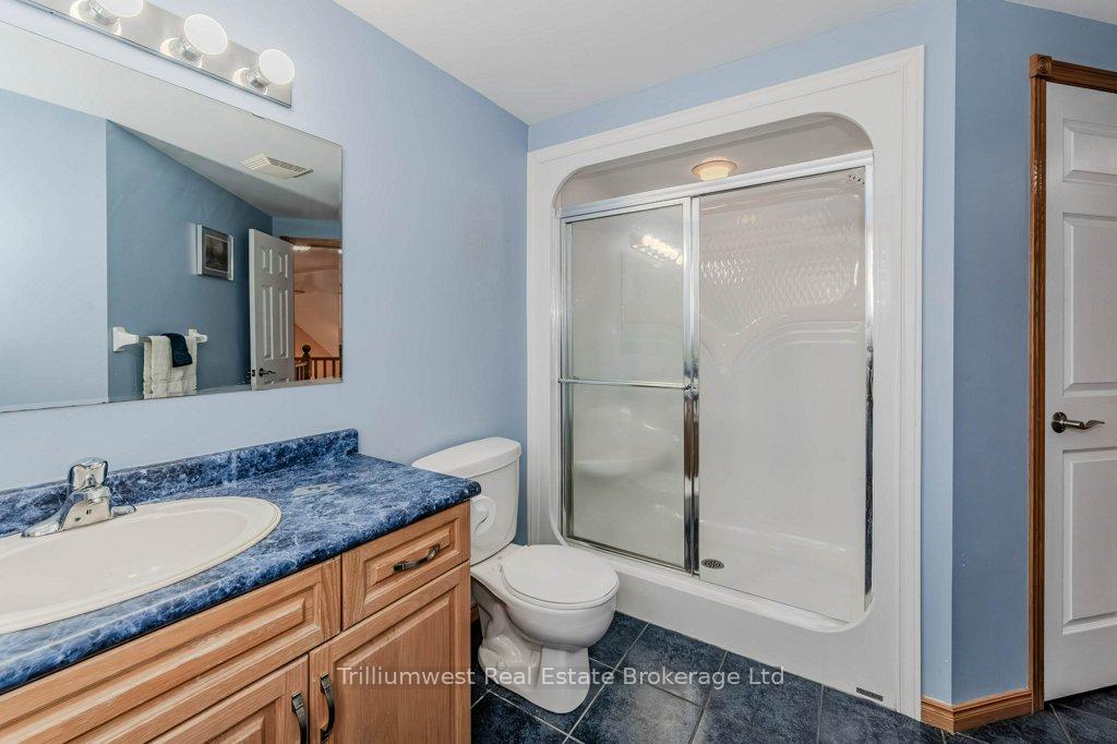 Photo 26 of 32 Camm Crescent, Guelph, Pineridge/Westminster Woods — HOMEH