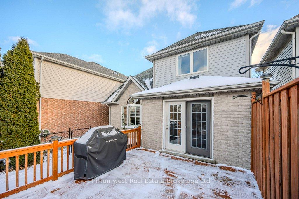 Photo 29 of 32 Camm Crescent, Guelph, Pineridge/Westminster Woods — HOMEH