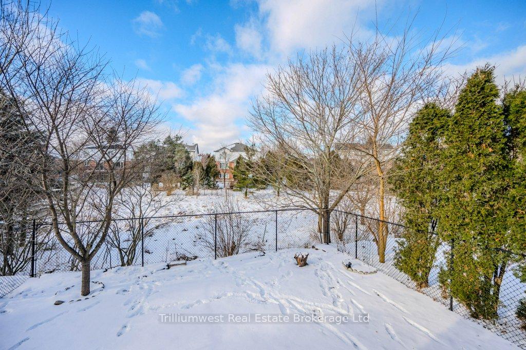 Photo 32 of 32 Camm Crescent, Guelph, Pineridge/Westminster Woods — HOMEH