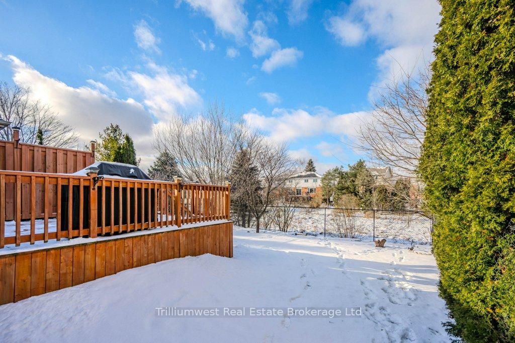 Photo 33 of 32 Camm Crescent, Guelph, Pineridge/Westminster Woods — HOMEH