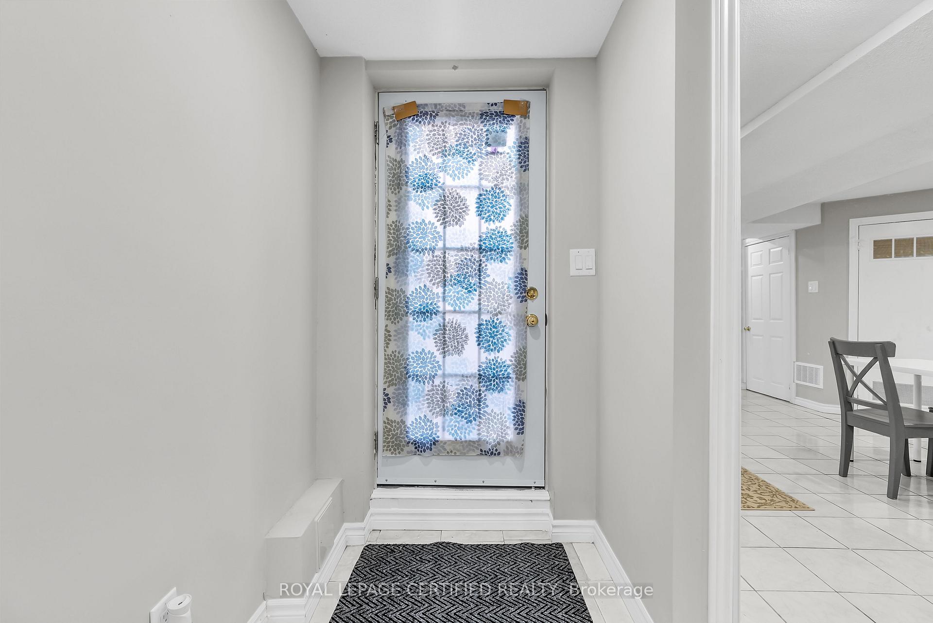 Photo 41 of 61 Cranberry Crescent, Brampton, Fletcher's Creek South — HOMEH