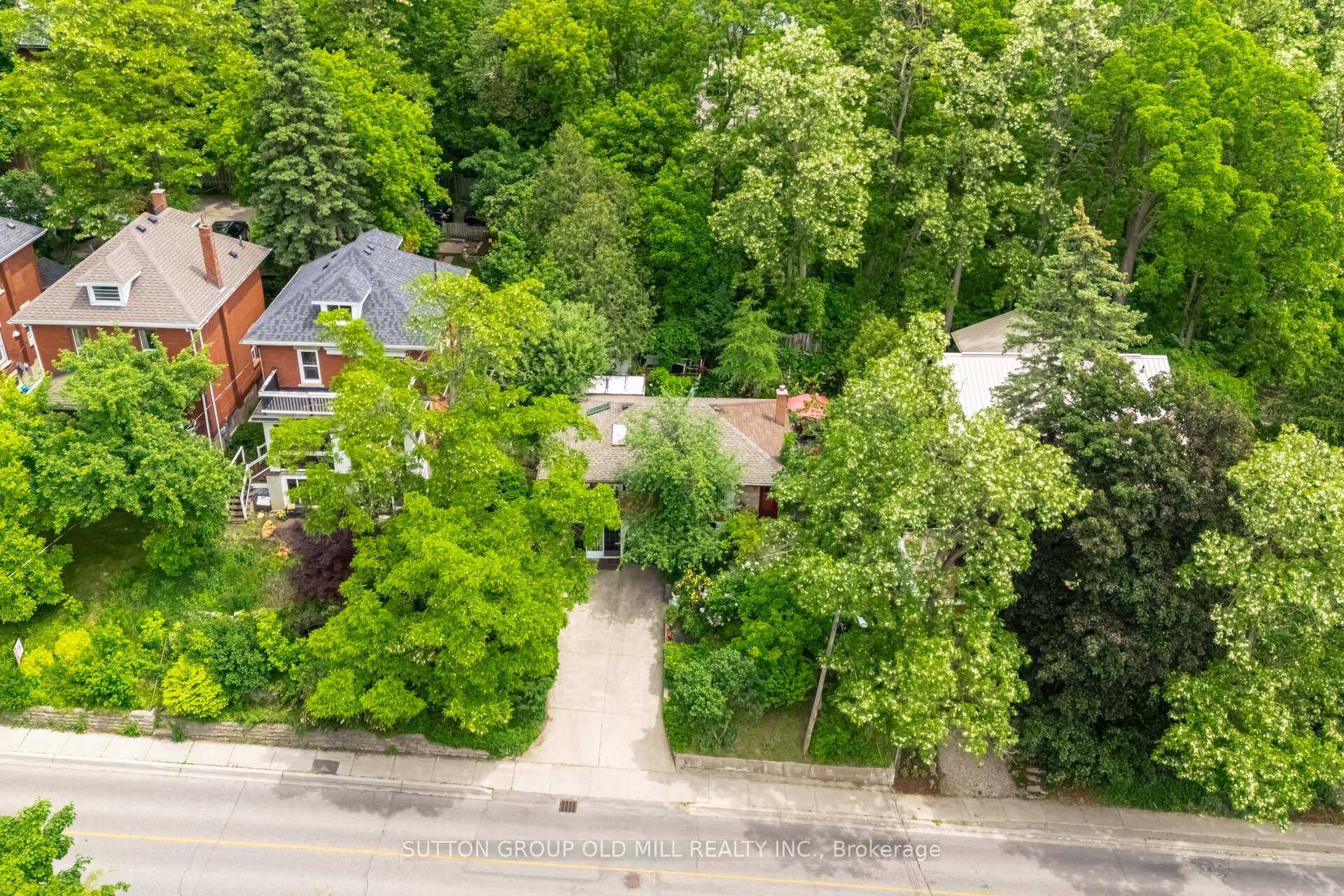 Photo 1 of 45 Regent Street, Guelph, St. George's — HOMEH