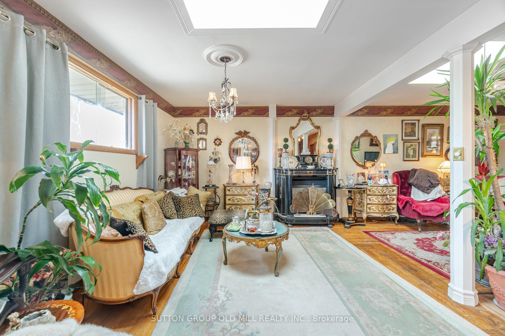 Photo 9 of 45 Regent Street, Guelph, St. George's — HOMEH