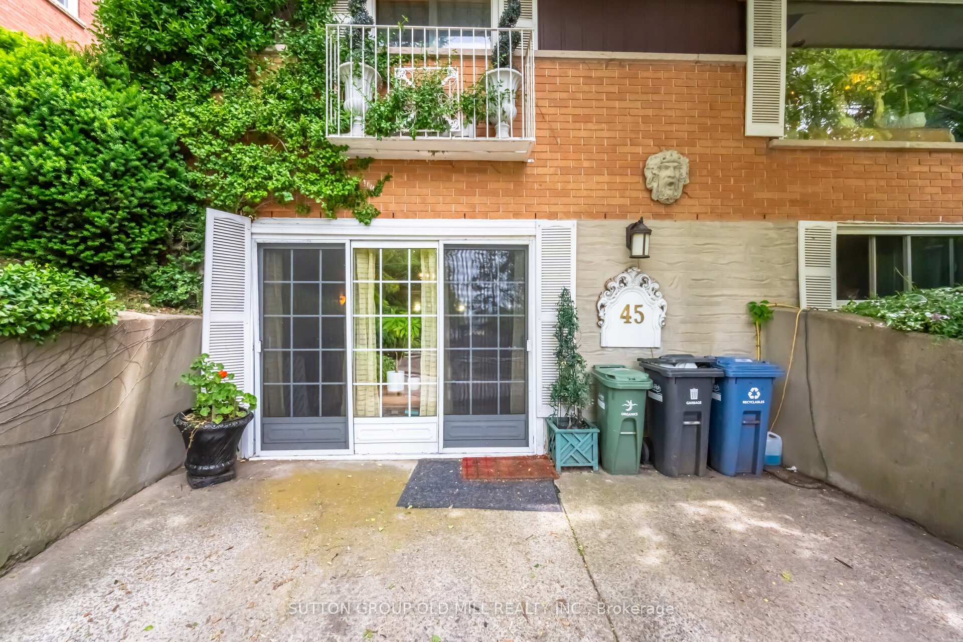 Photo 41 of 45 Regent Street, Guelph, St. George's — HOMEH