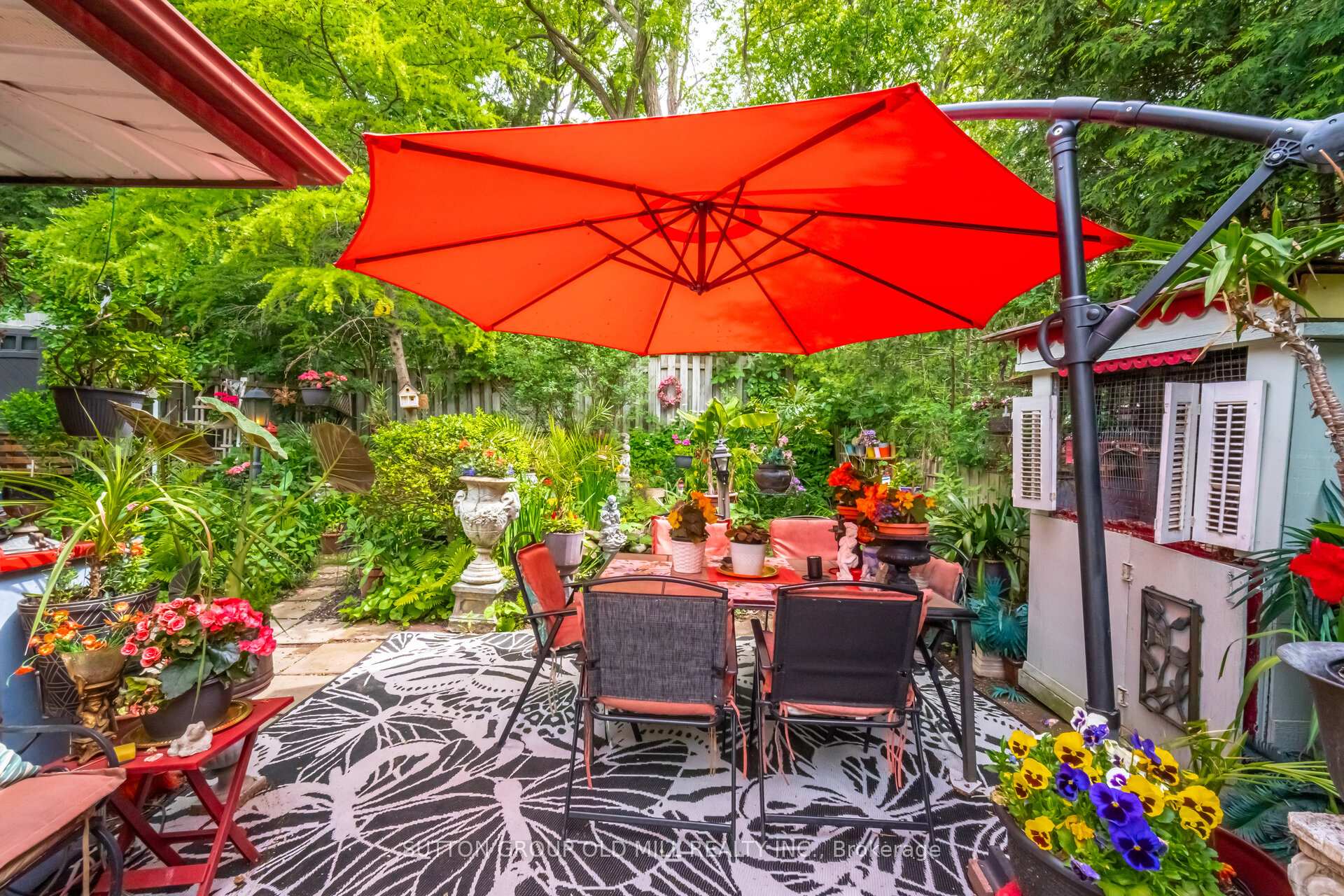 Photo 43 of 45 Regent Street, Guelph, St. George's — HOMEH