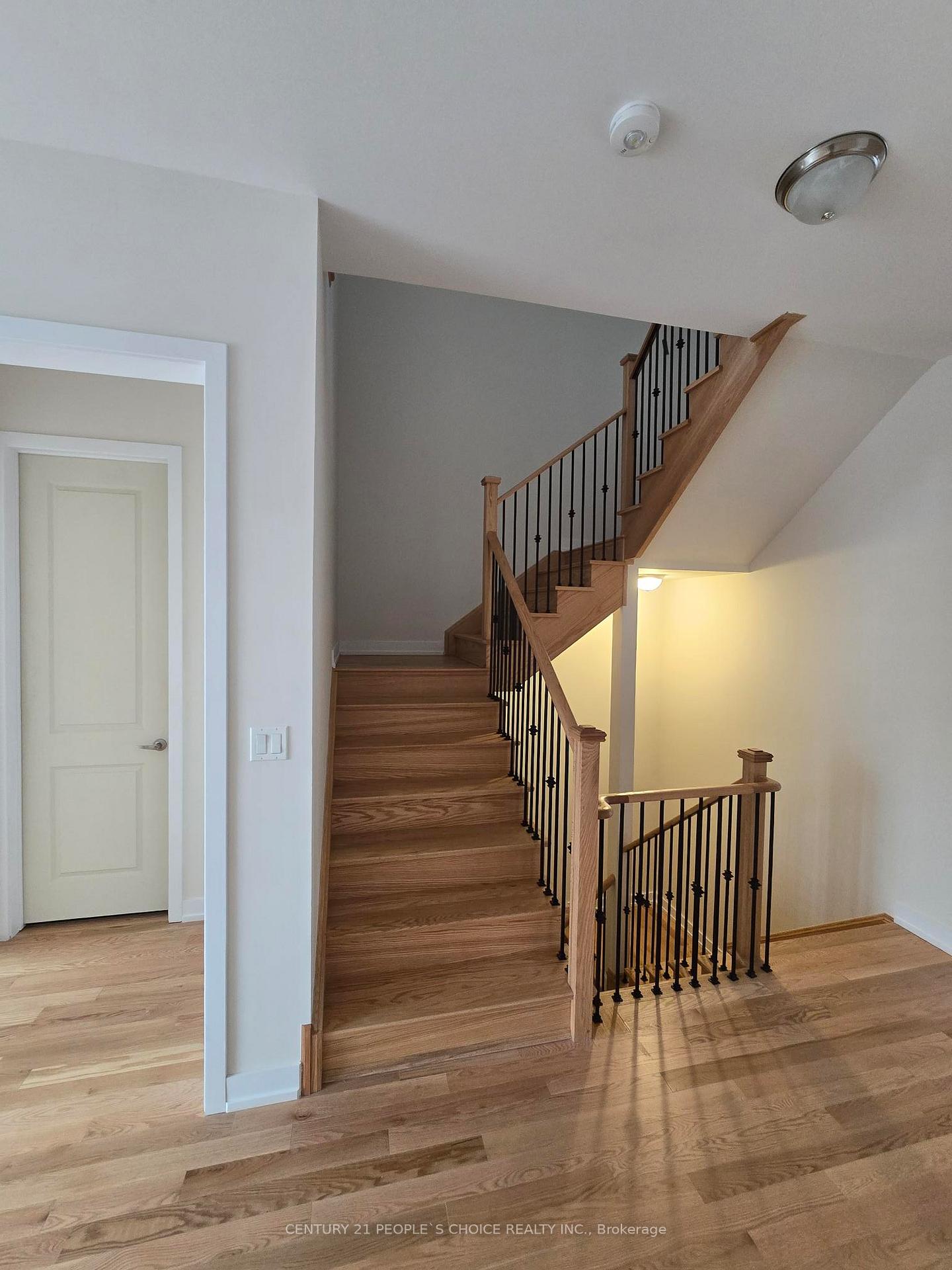 Photo 9 of 3079 Meadowridge Drive, Oakville, Joshua Meadows — HOMEH