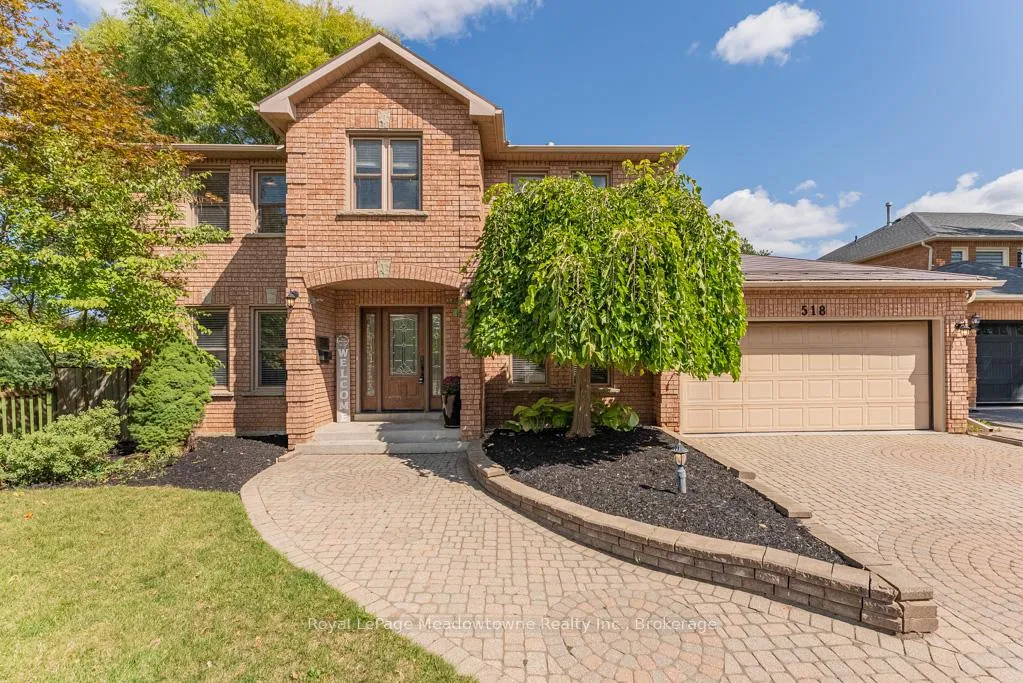 Front of 518 Grand Ridge Drive