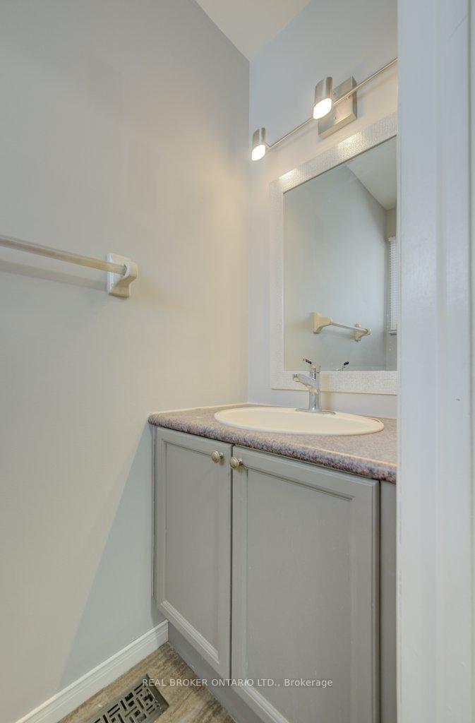 Photo 8 of 140 Poplar Drive, Cambridge — HOMEH