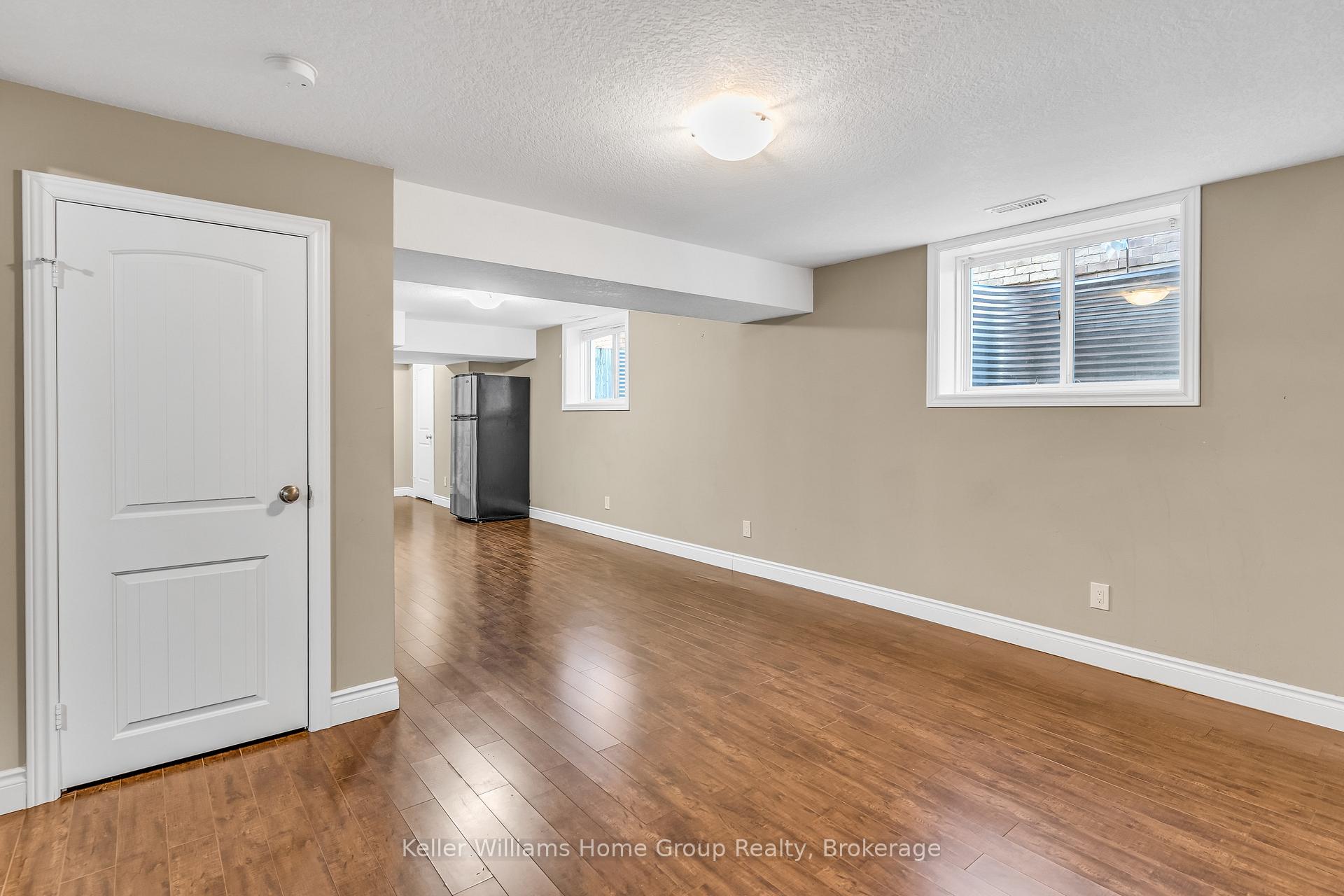 Photo 28 of 312 Colonial Drive, Guelph, Pineridge/Westminster Woods — HOMEH