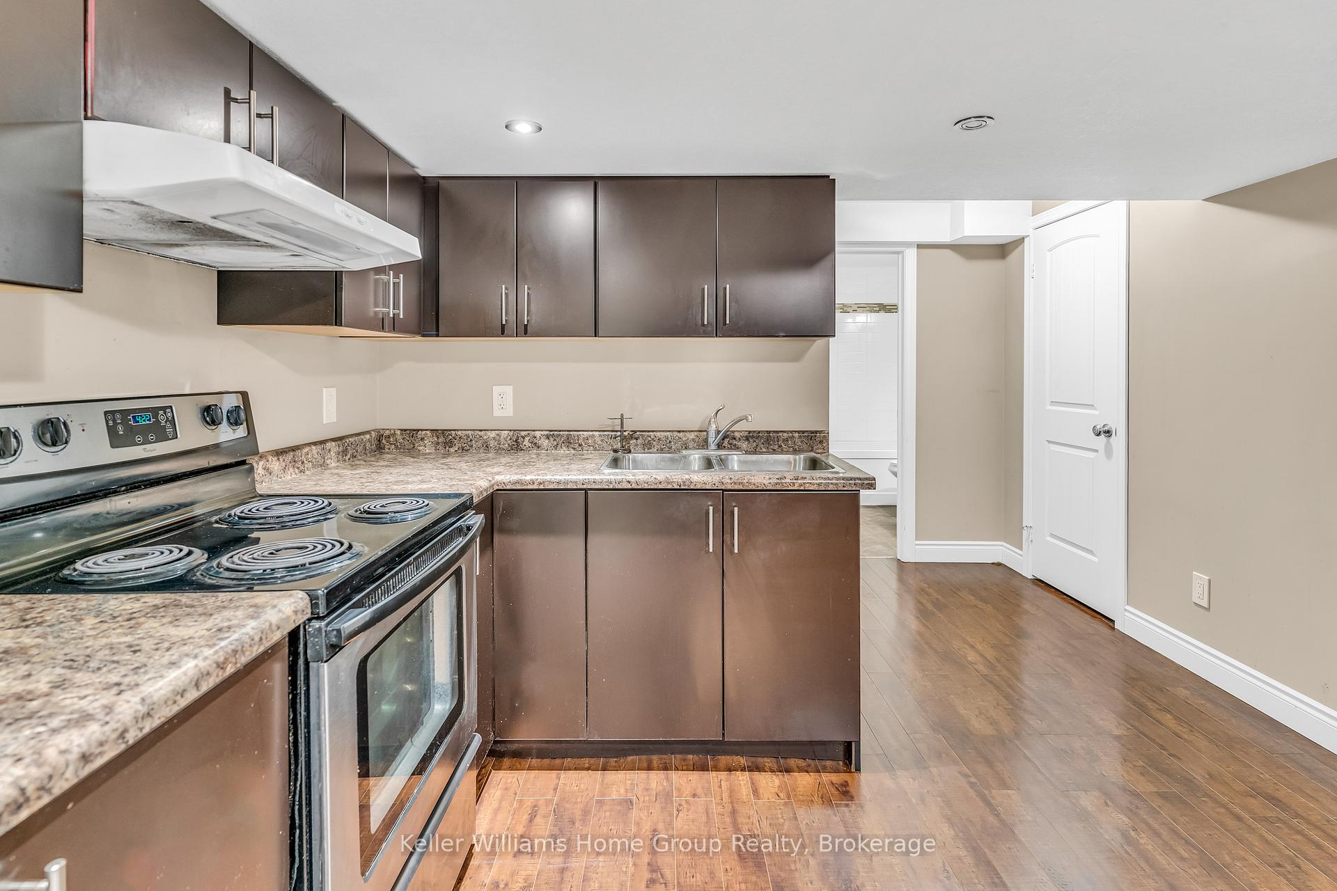 Photo 35 of 312 Colonial Drive, Guelph, Pineridge/Westminster Woods — HOMEH