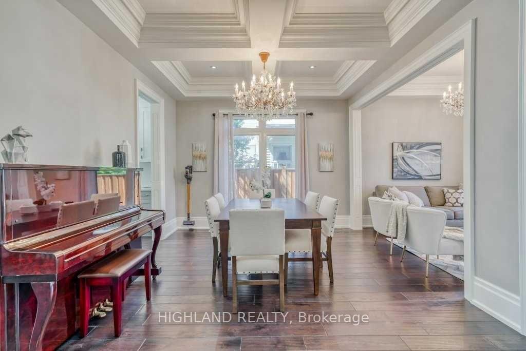 Photo 4 of 150 Oliver Place, Oakville, College Park — HOMEH