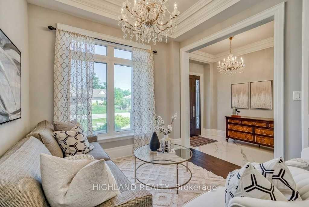 Photo 5 of 150 Oliver Place, Oakville, College Park — HOMEH