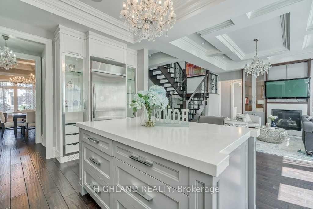 Photo 10 of 150 Oliver Place, Oakville, College Park — HOMEH