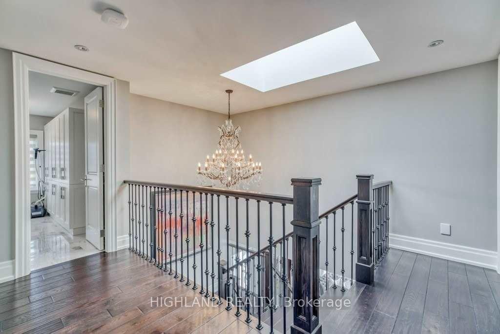 Photo 16 of 150 Oliver Place, Oakville, College Park — HOMEH