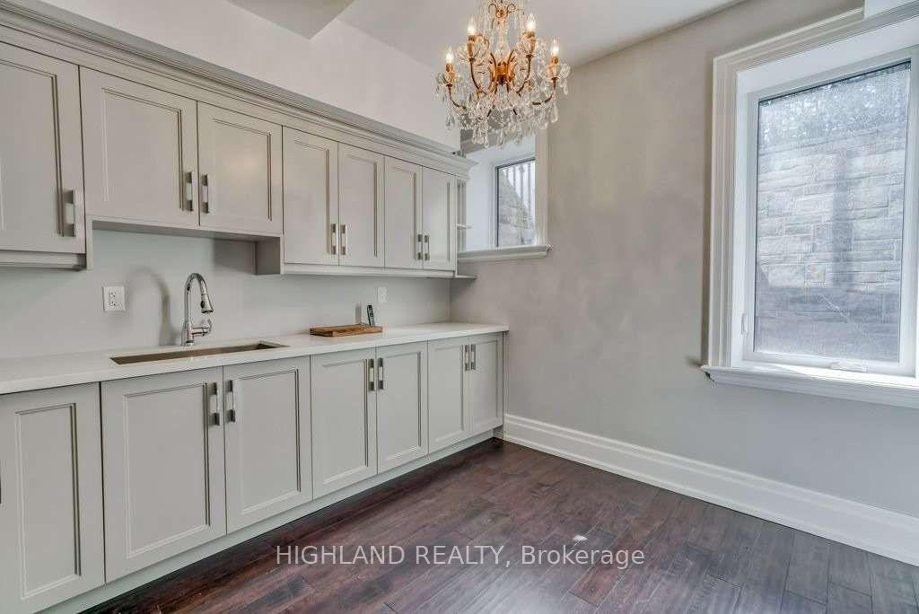 Photo 30 of 150 Oliver Place, Oakville, College Park — HOMEH