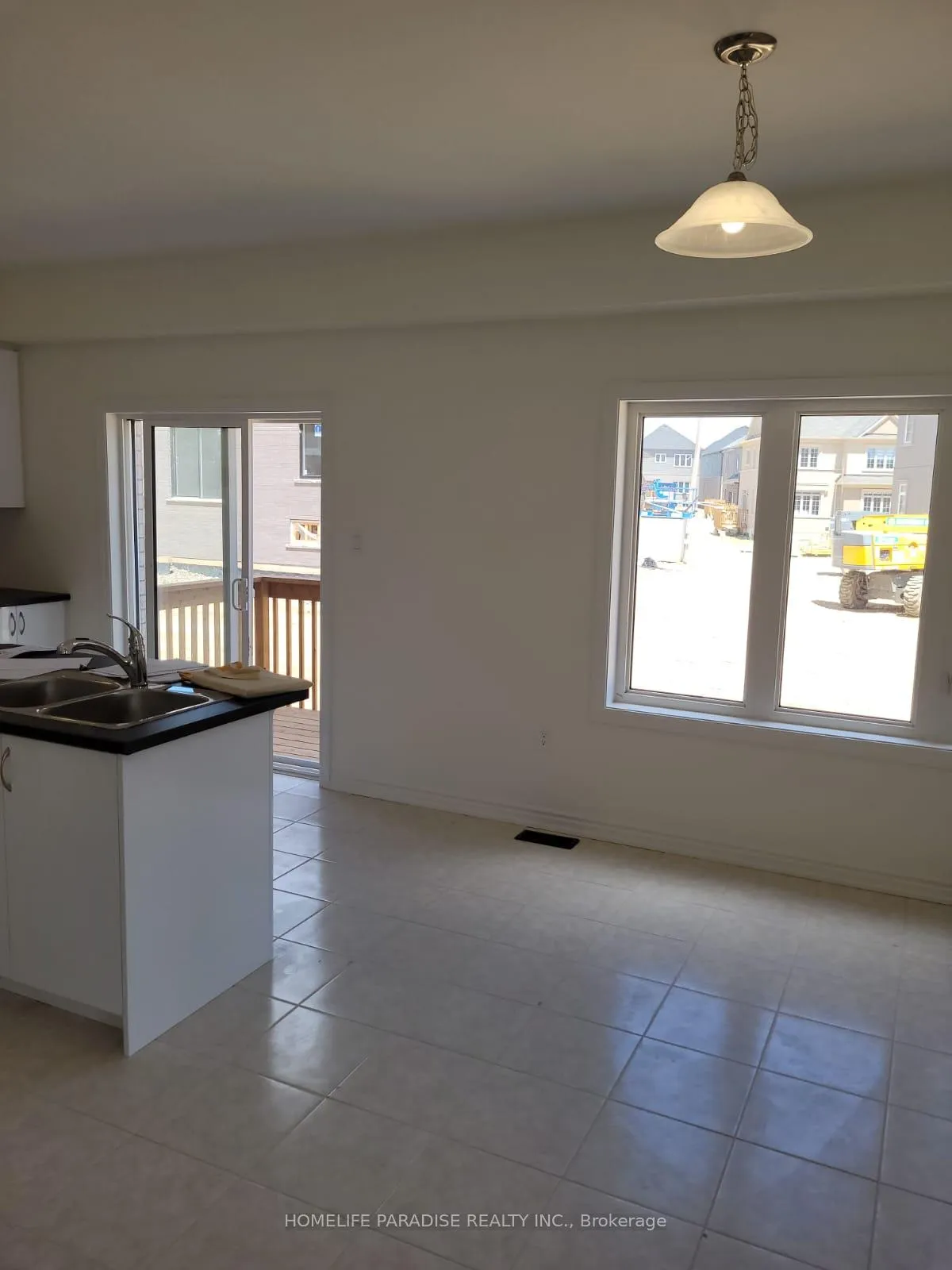 Photo 5 of 12 Poole Street, Brant, Brantford Twp — HOMEH