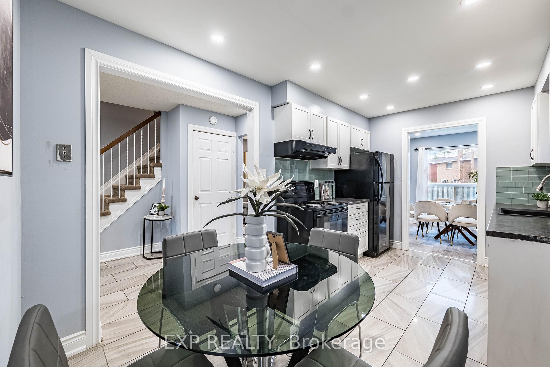 Photo 12 of 83 Wildercroft Avenue, Brampton, Brampton North — HOMEH