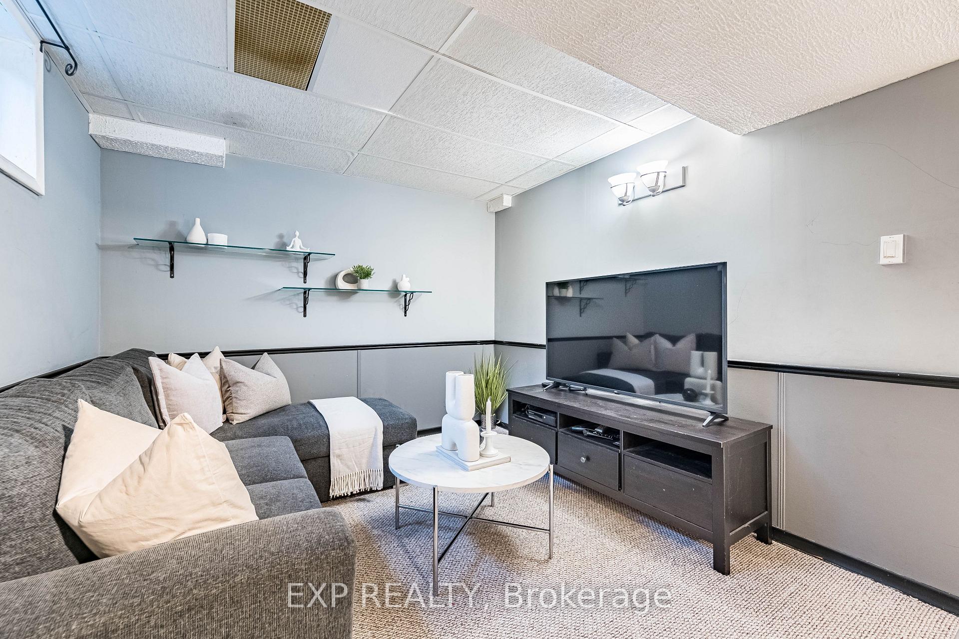 Photo 33 of 83 Wildercroft Avenue, Brampton, Brampton North — HOMEH