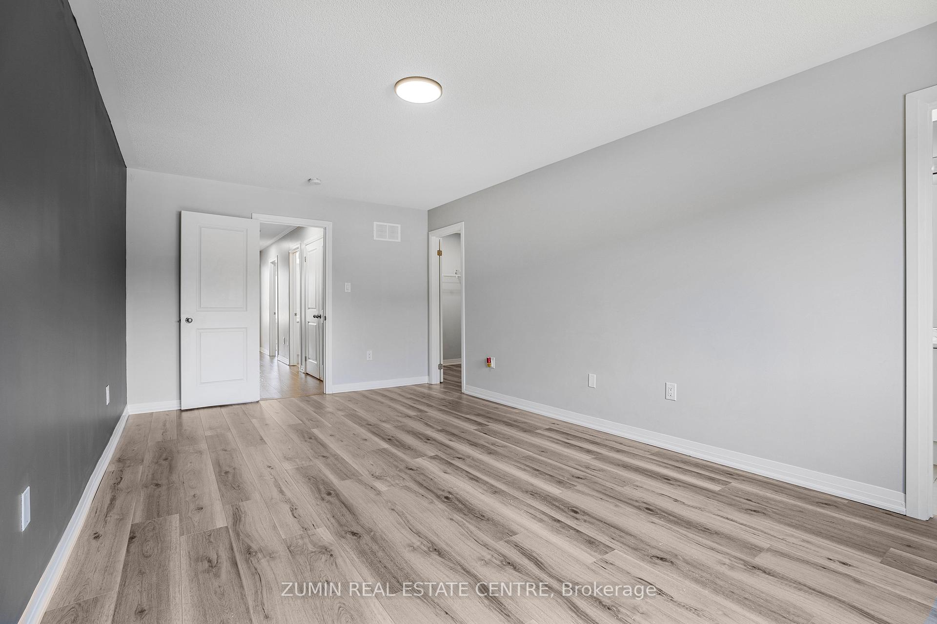 Photo 14 of 20 Sailors Landing Drive, Clarington, Bowmanville — HOMEH