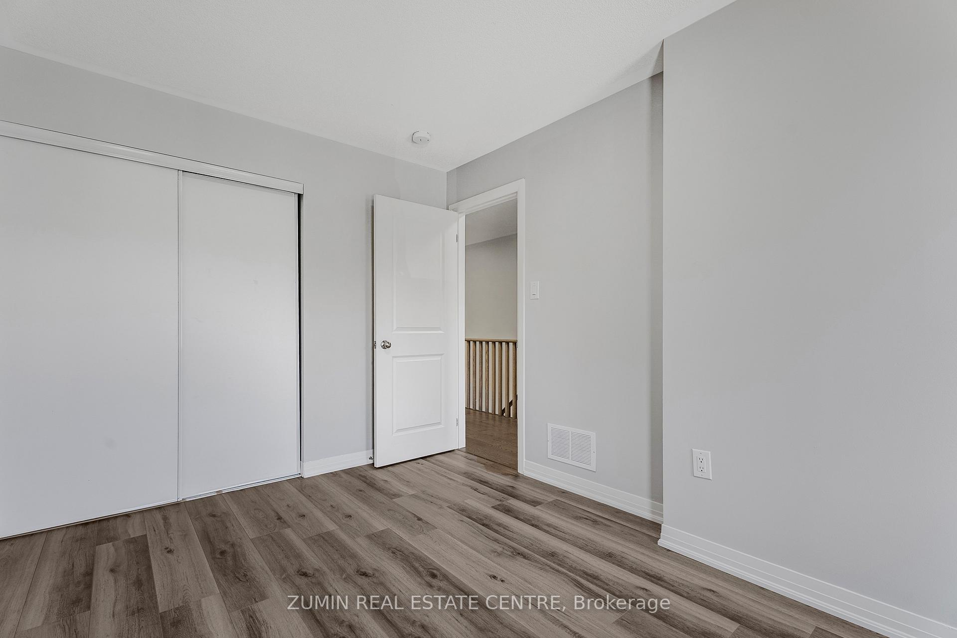 Photo 21 of 20 Sailors Landing Drive, Clarington, Bowmanville — HOMEH