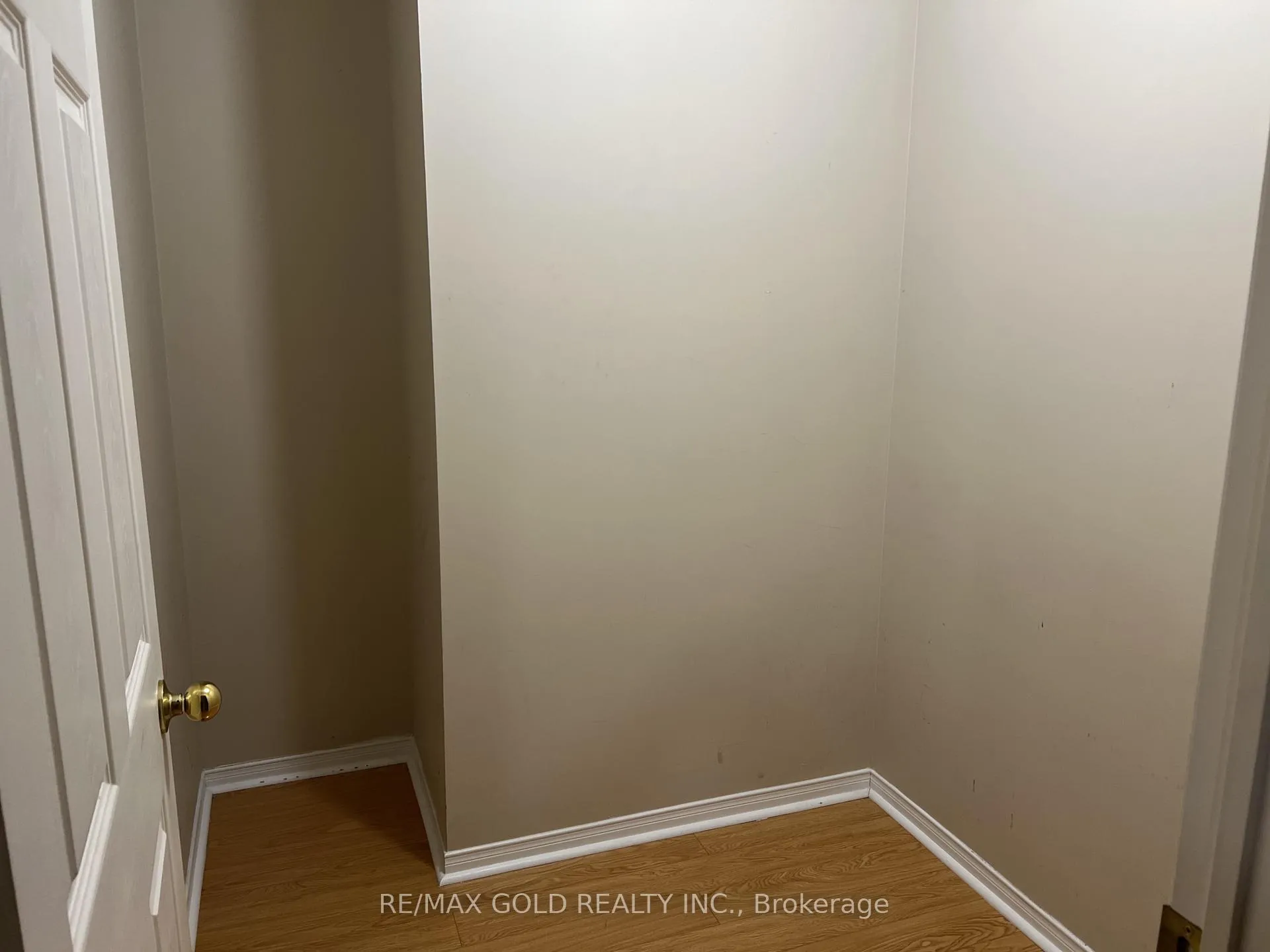 Photo 15 of Unit Upper, 138 Degrassi Cove Circle, Brampton, Credit Valley — HOMEH