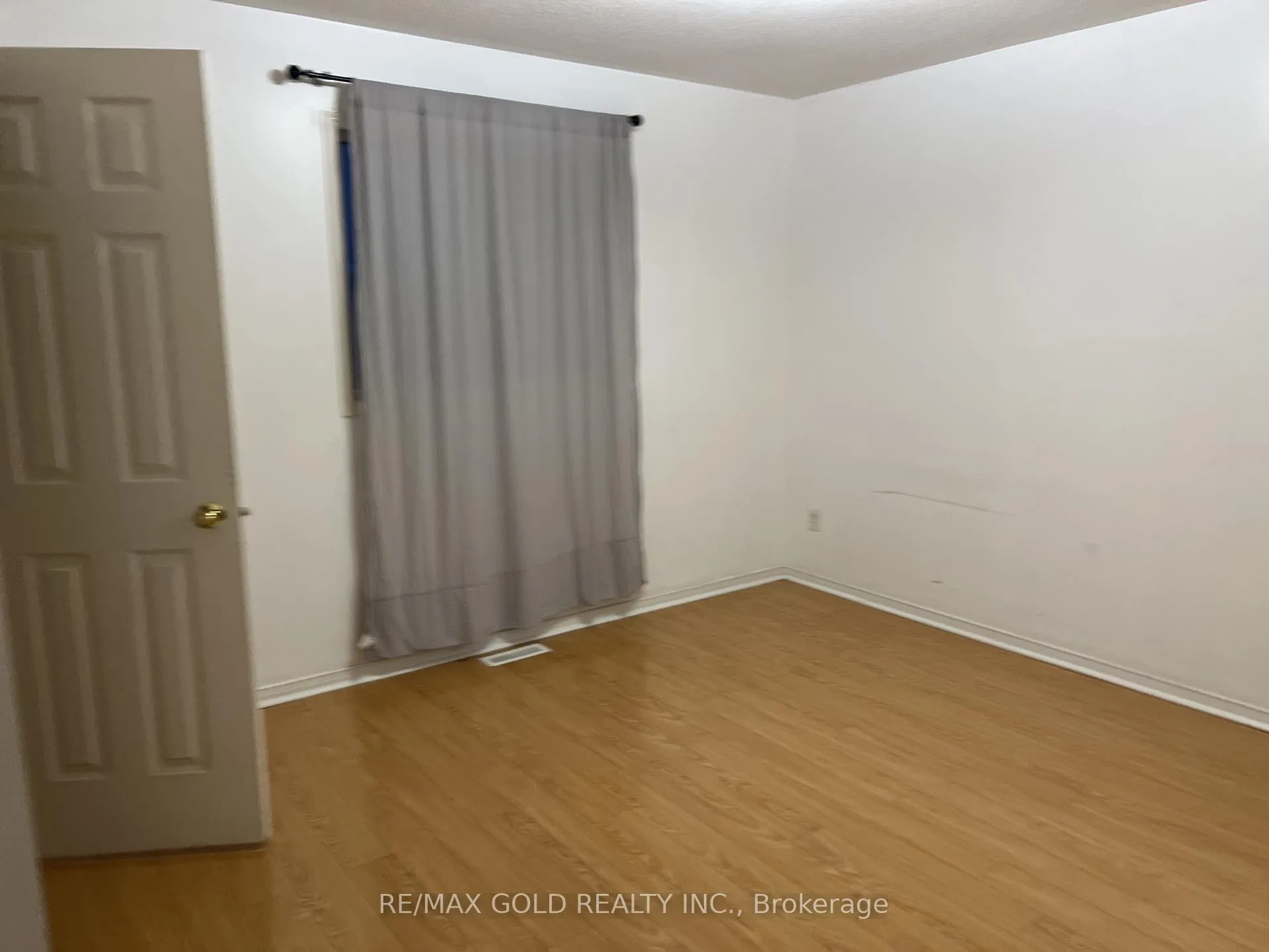 Photo 18 of Unit Upper, 138 Degrassi Cove Circle, Brampton, Credit Valley — HOMEH