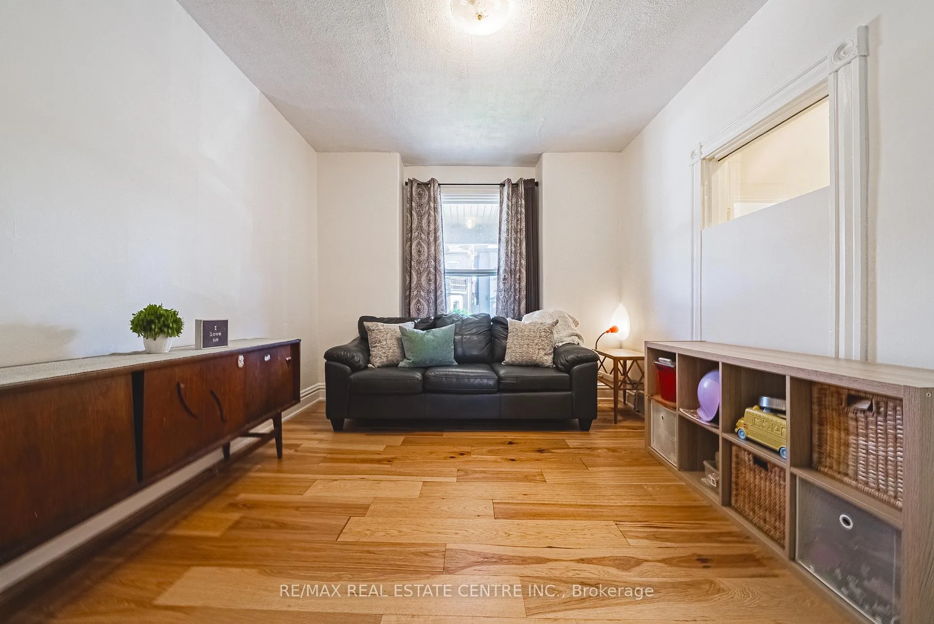 Photo 16 of 215 Mary Street, Hamilton, Beasley — HOMEH