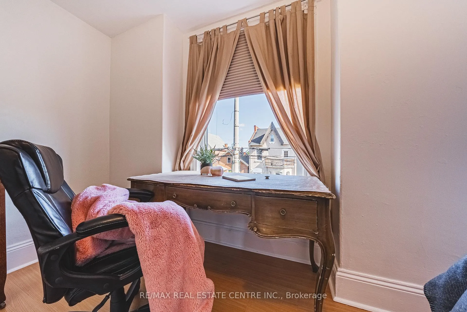 Photo 21 of 215 Mary Street, Hamilton, Beasley — HOMEH