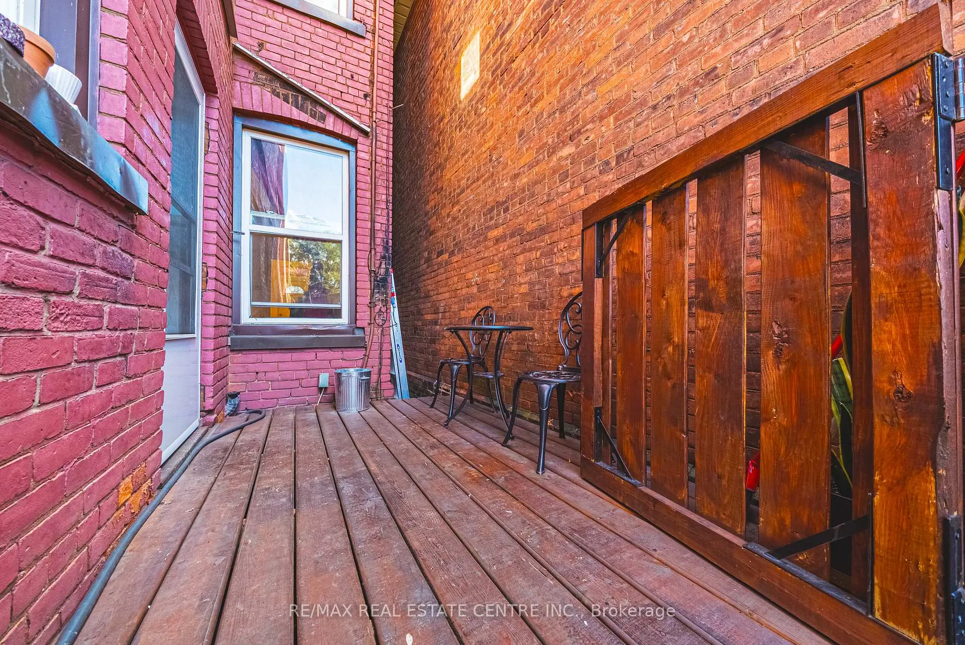 Photo 26 of 215 Mary Street, Hamilton, Beasley — HOMEH