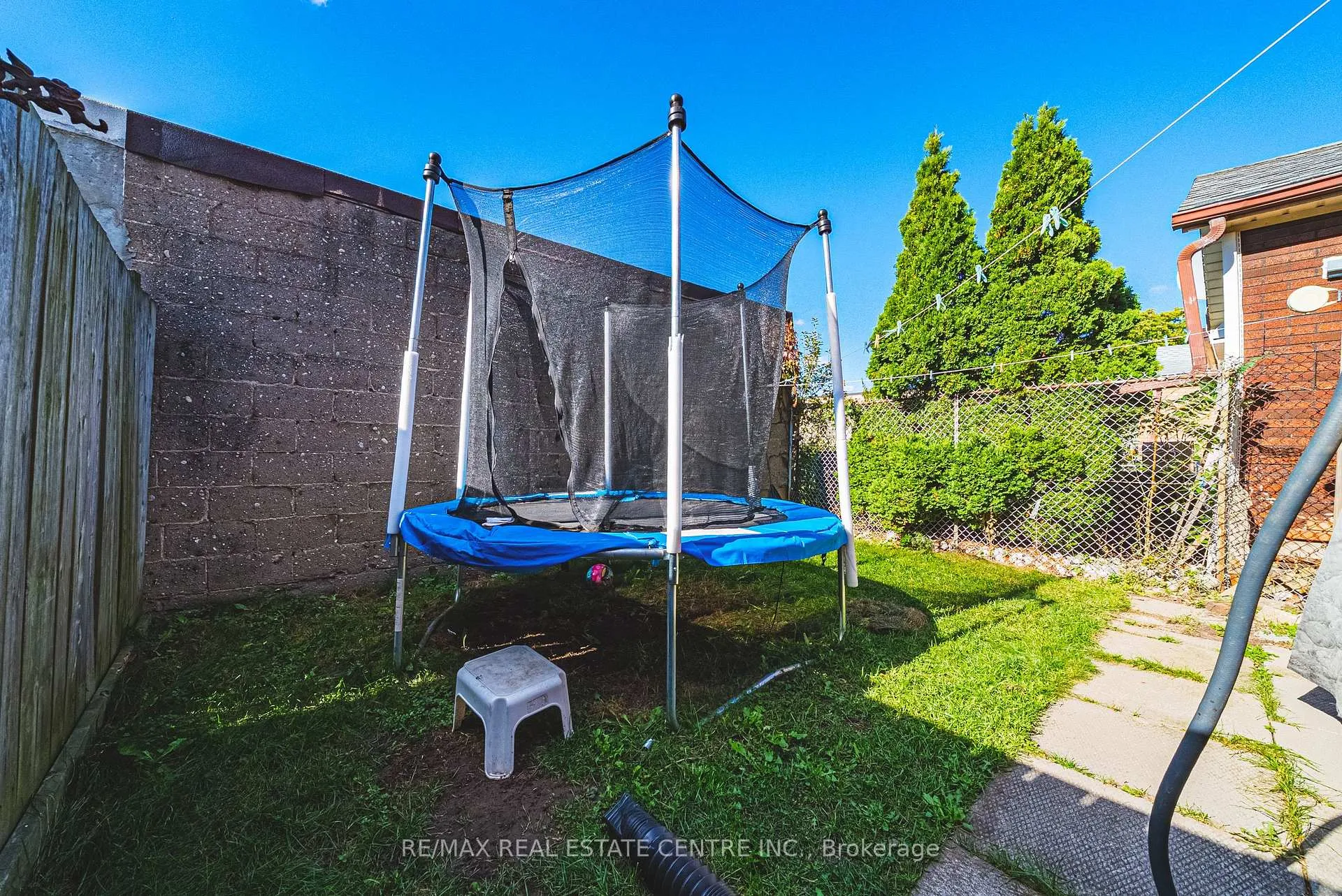 Photo 27 of 215 Mary Street, Hamilton, Beasley — HOMEH