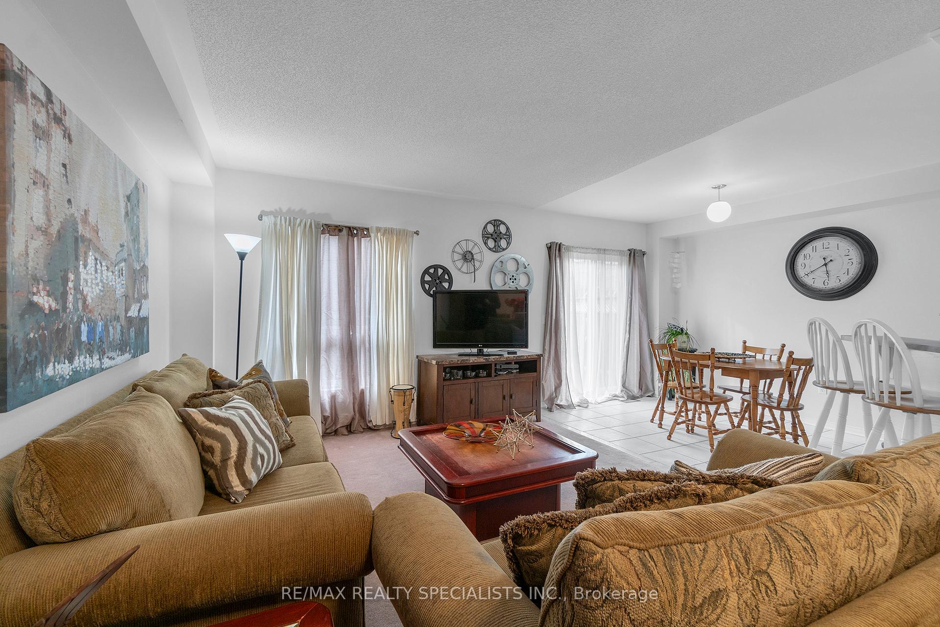 Photo 10 of 104 Hanton Crescent, Caledon, Bolton East — HOMEH
