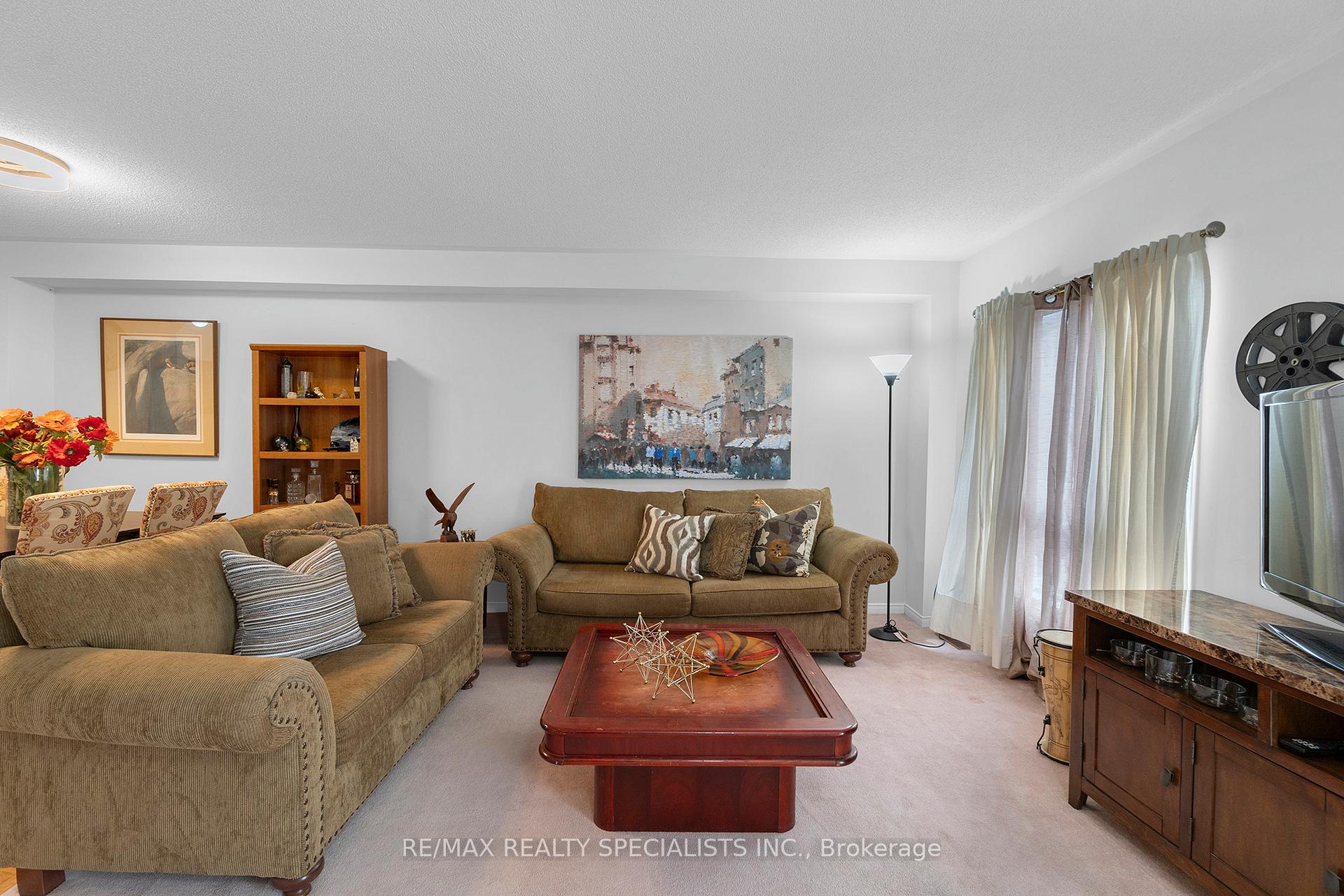 Photo 11 of 104 Hanton Crescent, Caledon, Bolton East — HOMEH