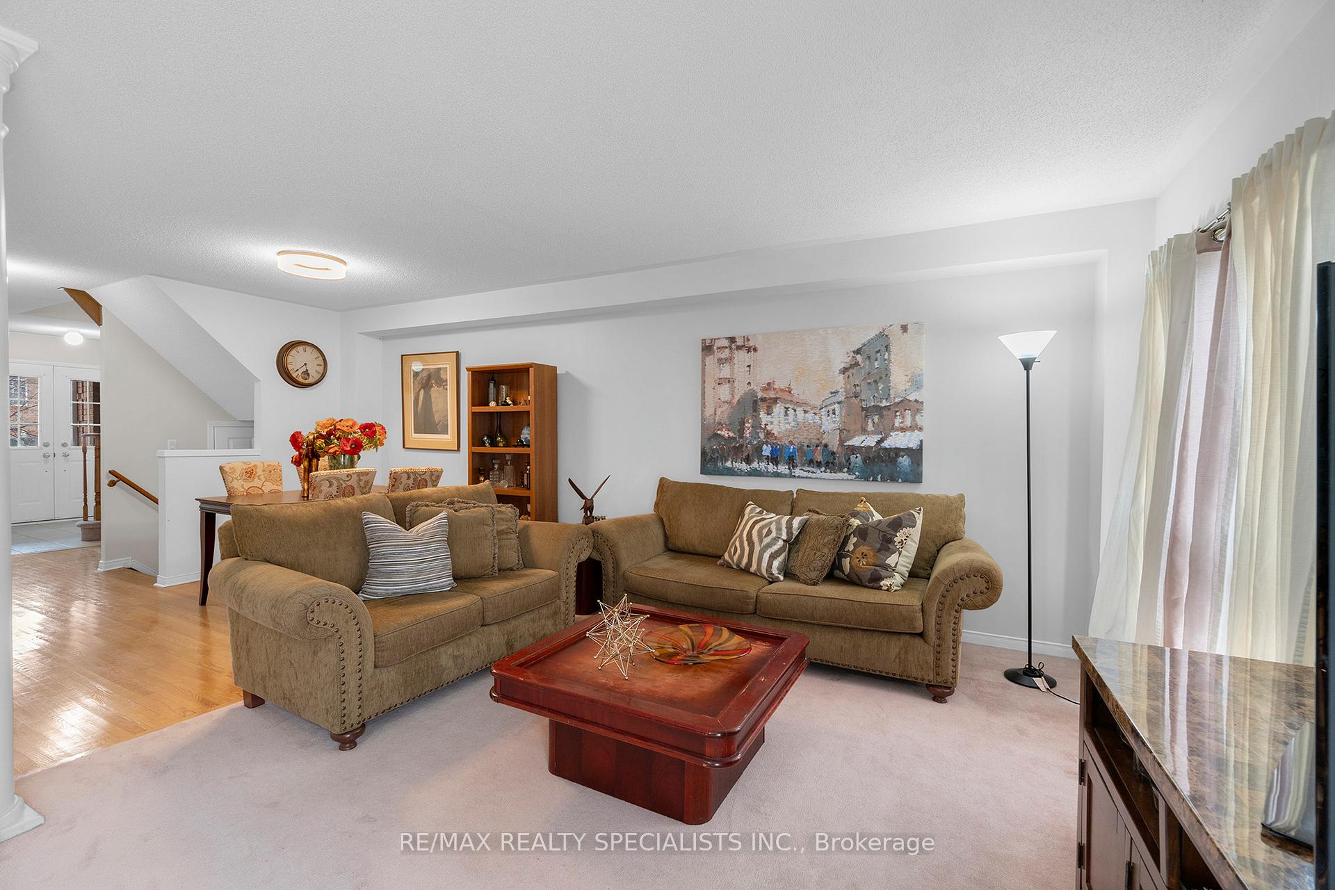 Photo 12 of 104 Hanton Crescent, Caledon, Bolton East — HOMEH