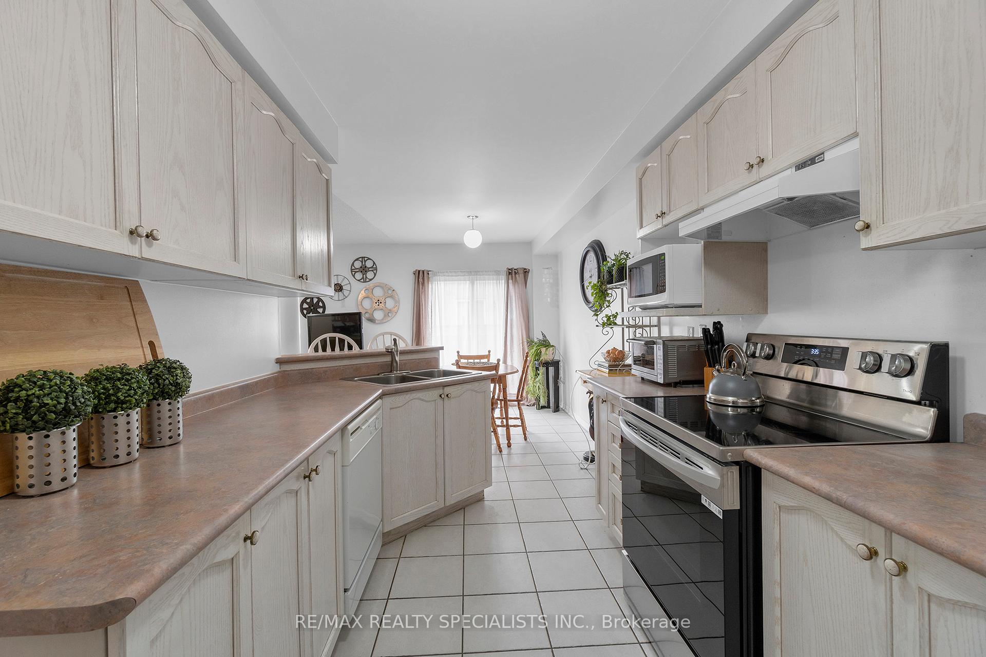Photo 19 of 104 Hanton Crescent, Caledon, Bolton East — HOMEH