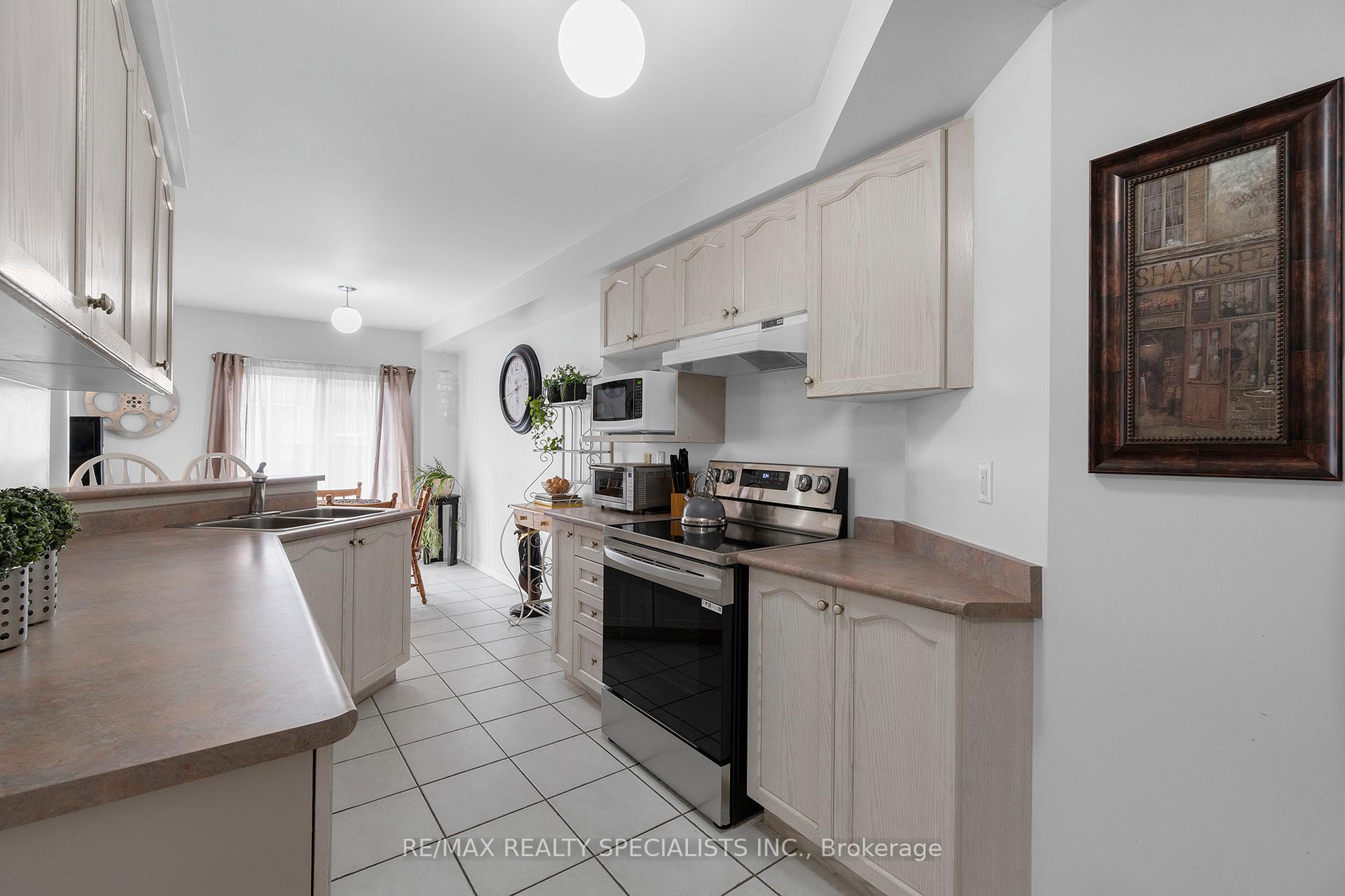 Photo 20 of 104 Hanton Crescent, Caledon, Bolton East — HOMEH