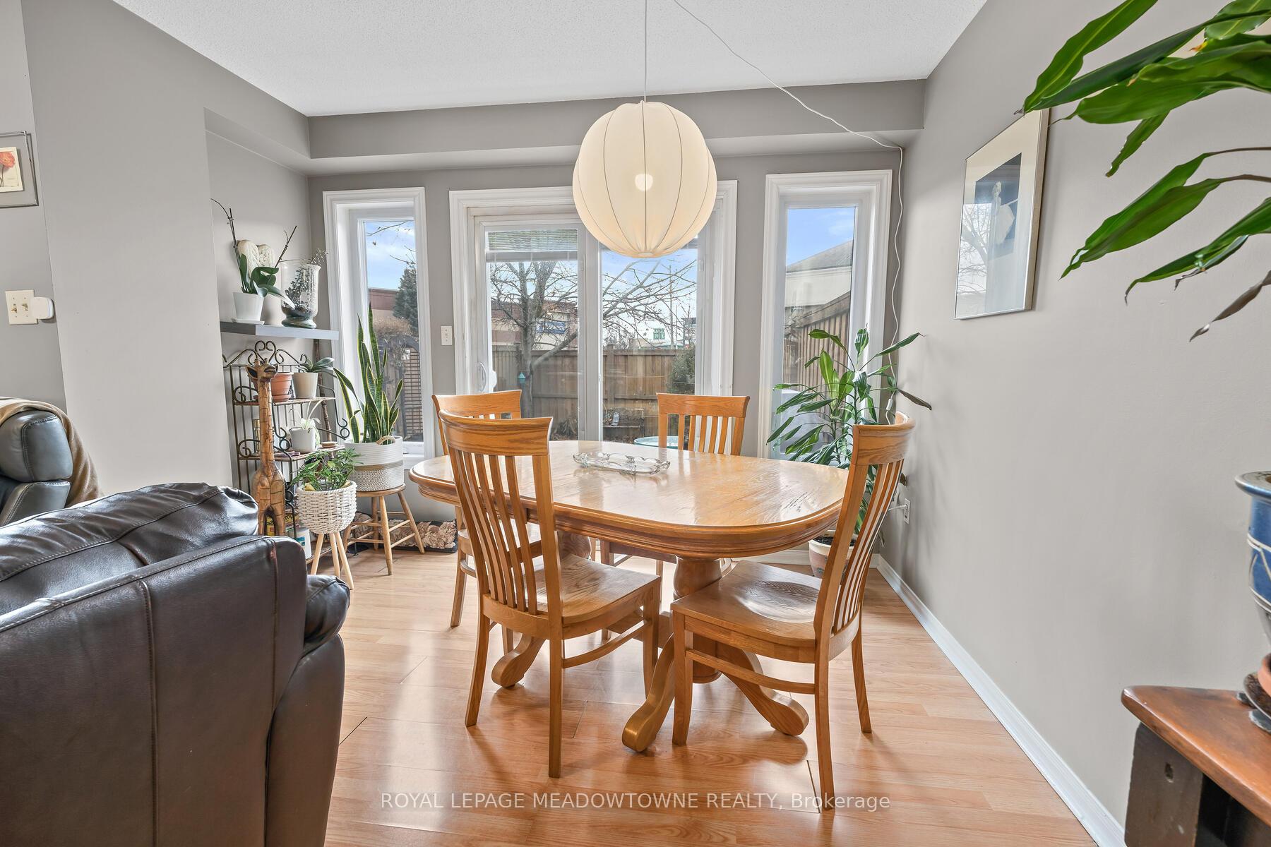 Photo 15 of 17 Emslie Street, Halton Hills, Georgetown — HOMEH