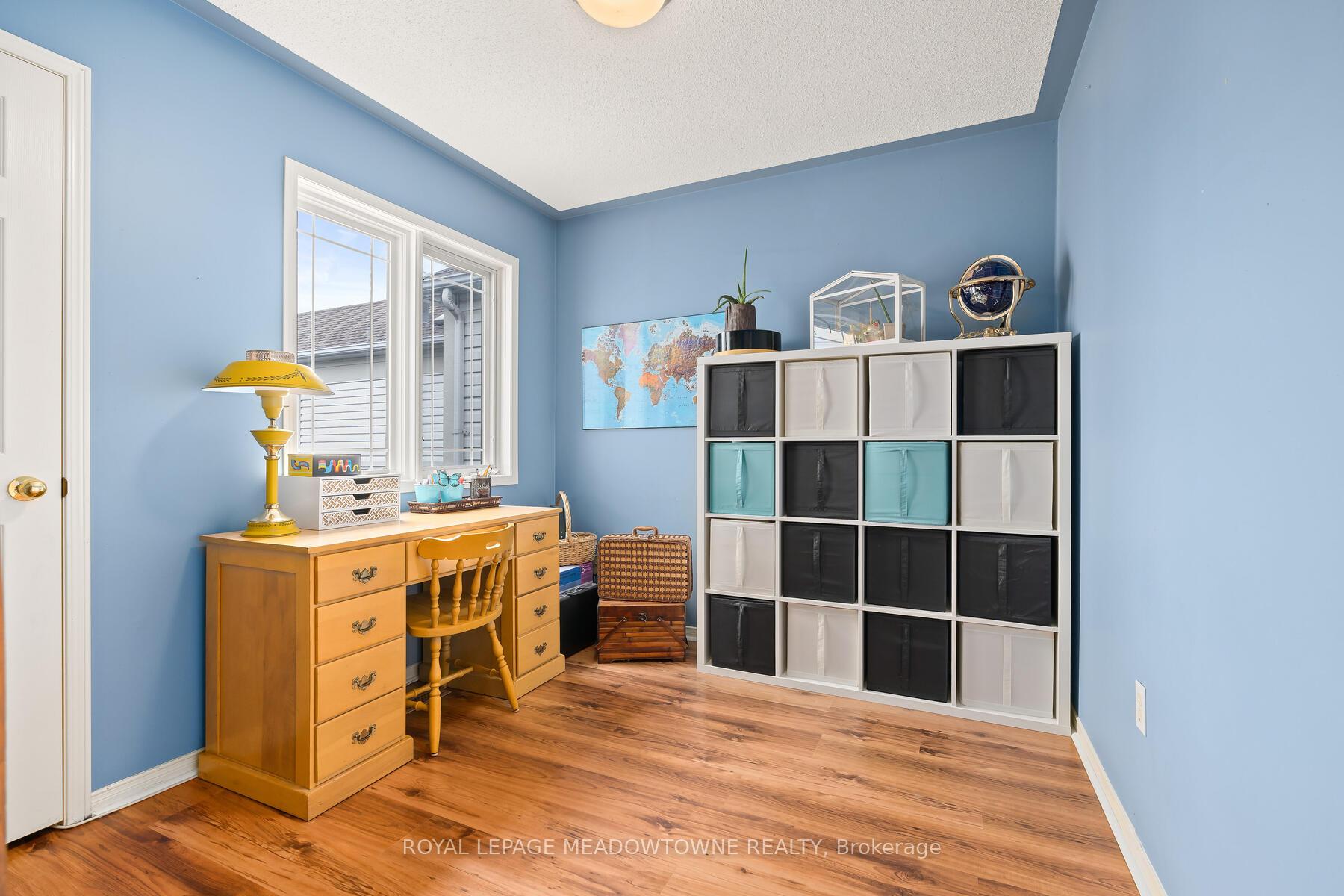 Photo 25 of 17 Emslie Street, Halton Hills, Georgetown — HOMEH
