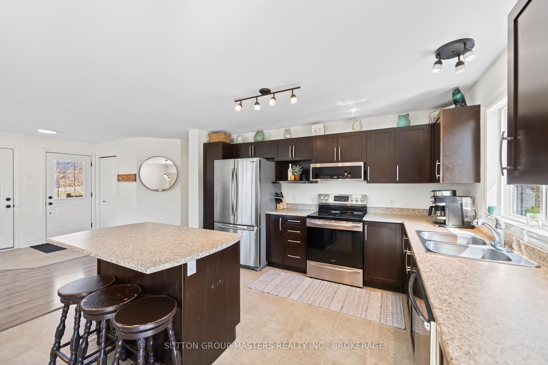Photo 13 of 5442 Hinchinbrooke Road, Frontenac, Frontenac South — HOMEH