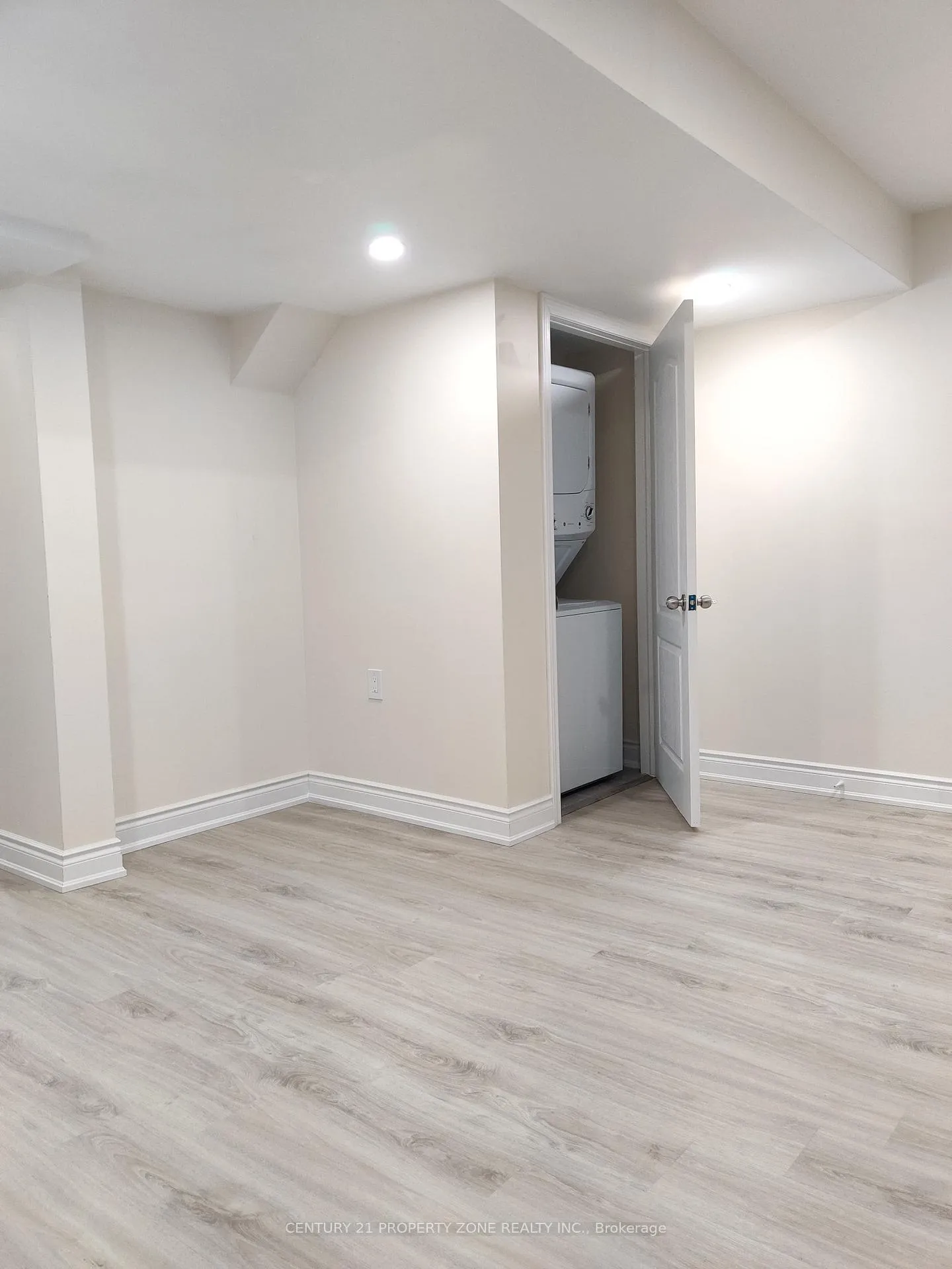 Photo 5 of Unit BSMT, 67 Lanark Circle, Brampton, Credit Valley — HOMEH