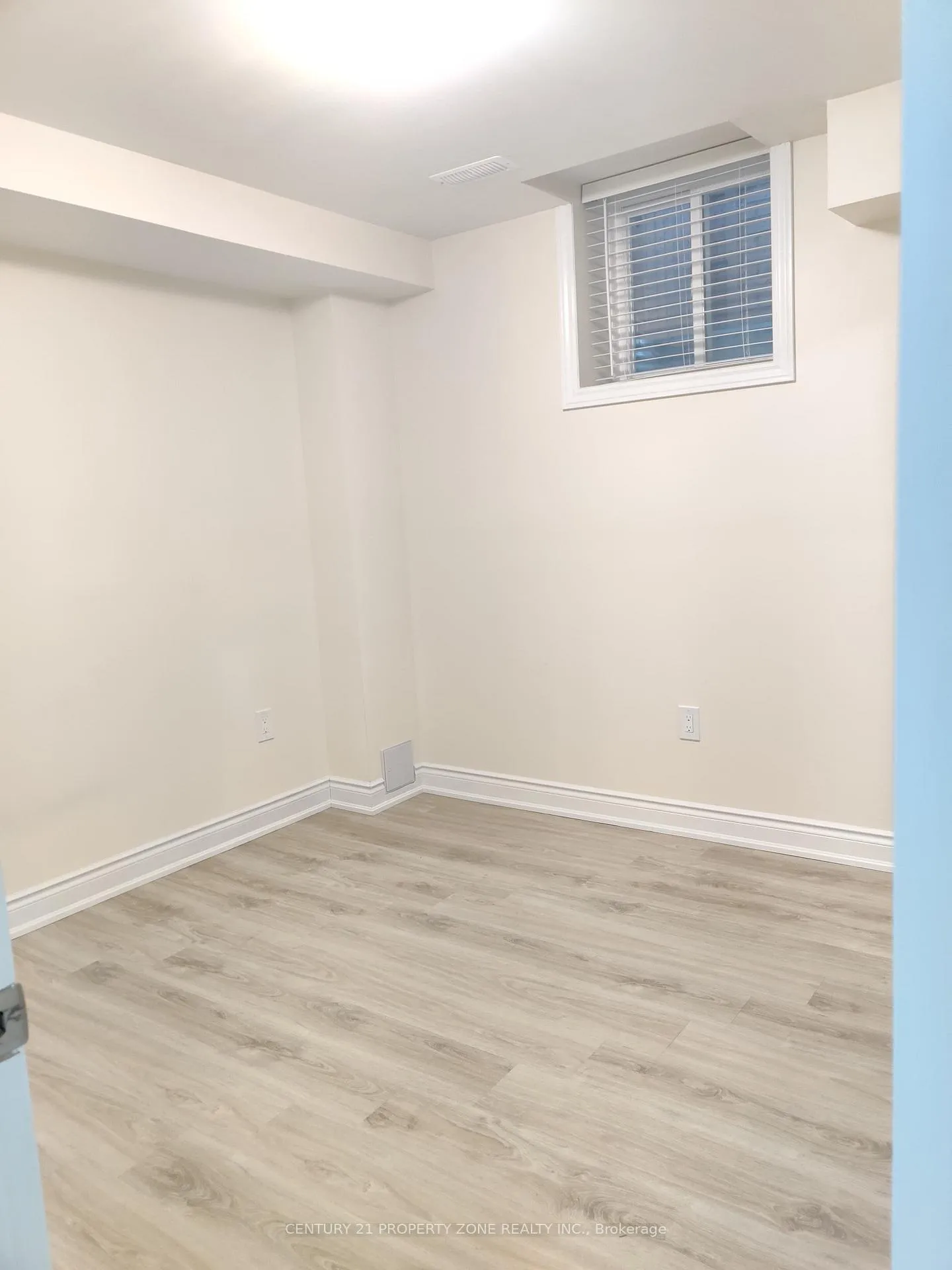 Photo 7 of Unit BSMT, 67 Lanark Circle, Brampton, Credit Valley — HOMEH