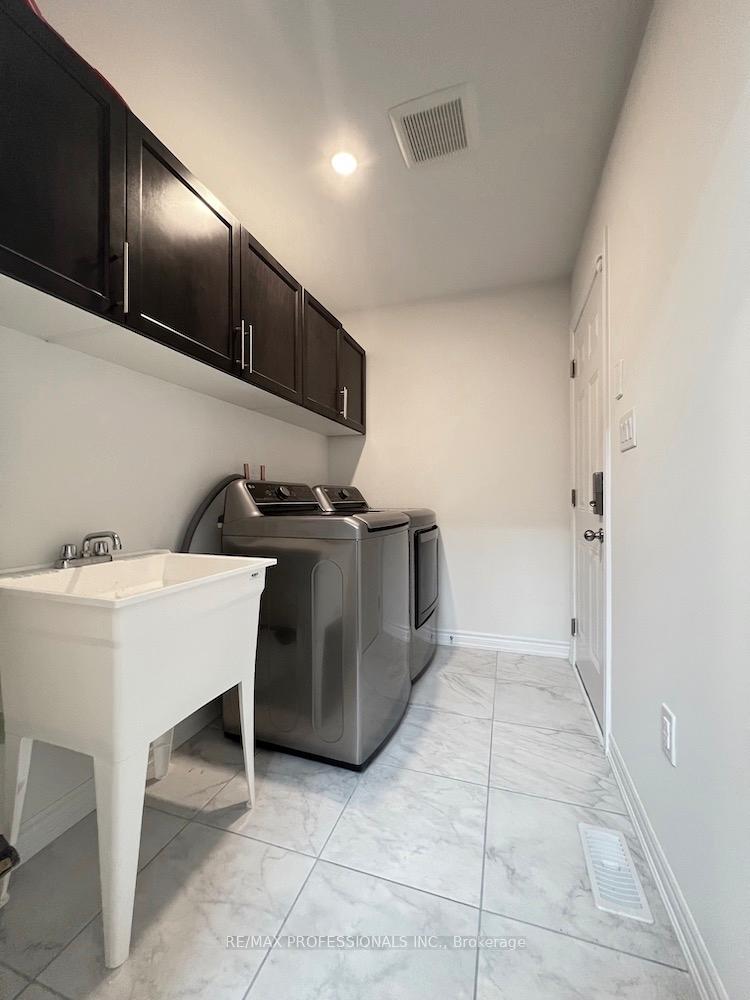 Photo 10 of Unit 92, 166 Deerpath Drive, Guelph, Willow West/Sugarbush/West Acres — HOMEH
