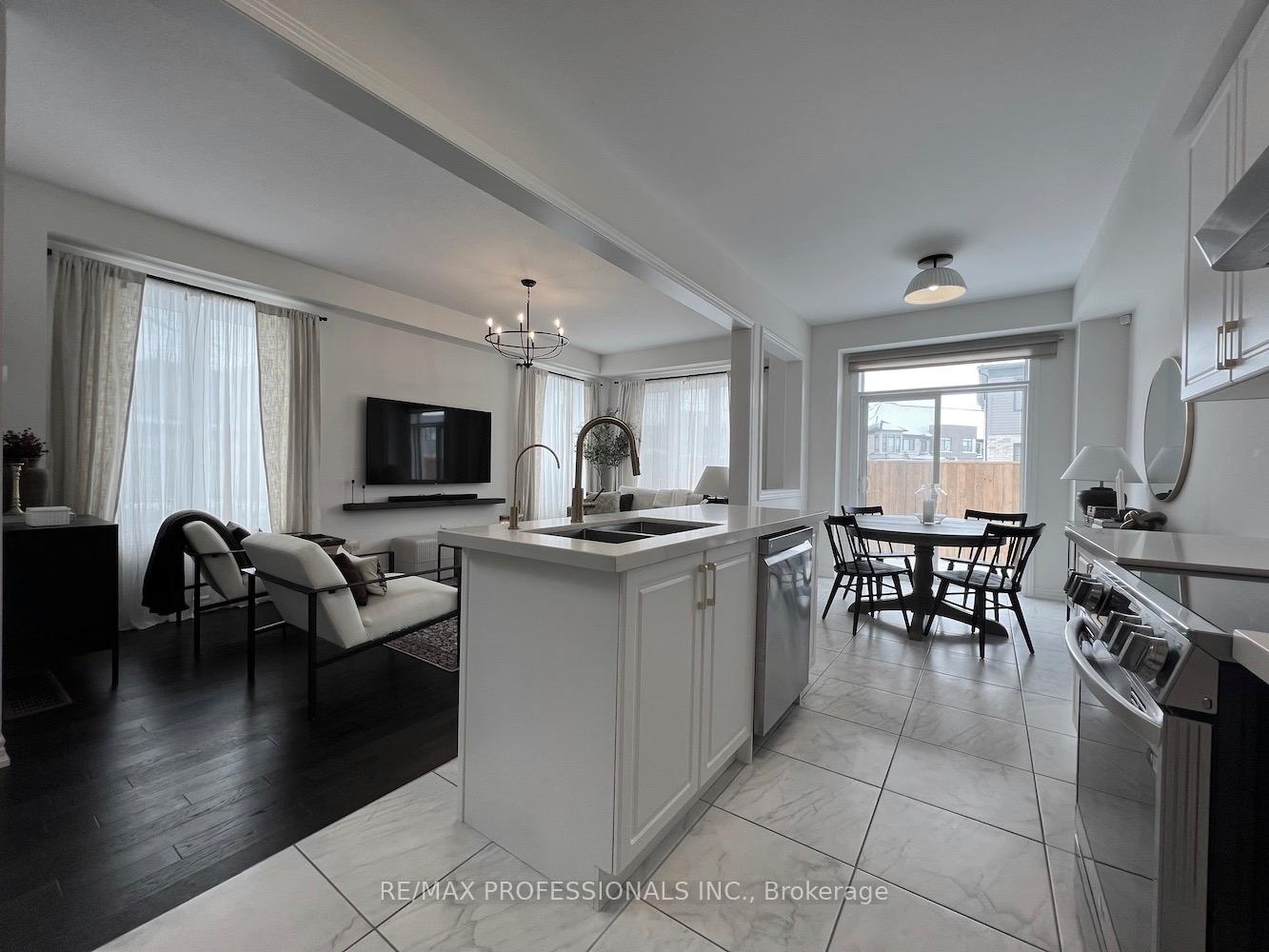 Photo 16 of Unit 92, 166 Deerpath Drive, Guelph, Willow West/Sugarbush/West Acres — HOMEH