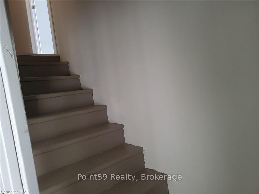 Photo 8 of 327 Carleton Street, Cornwall — HOMEH
