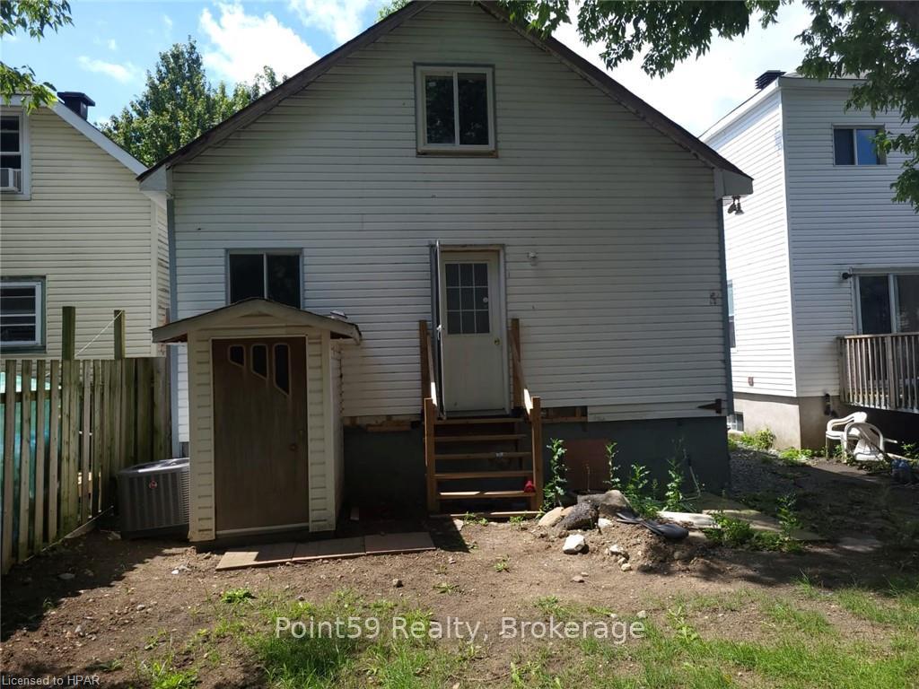 Photo 24 of 327 Carleton Street, Cornwall — HOMEH
