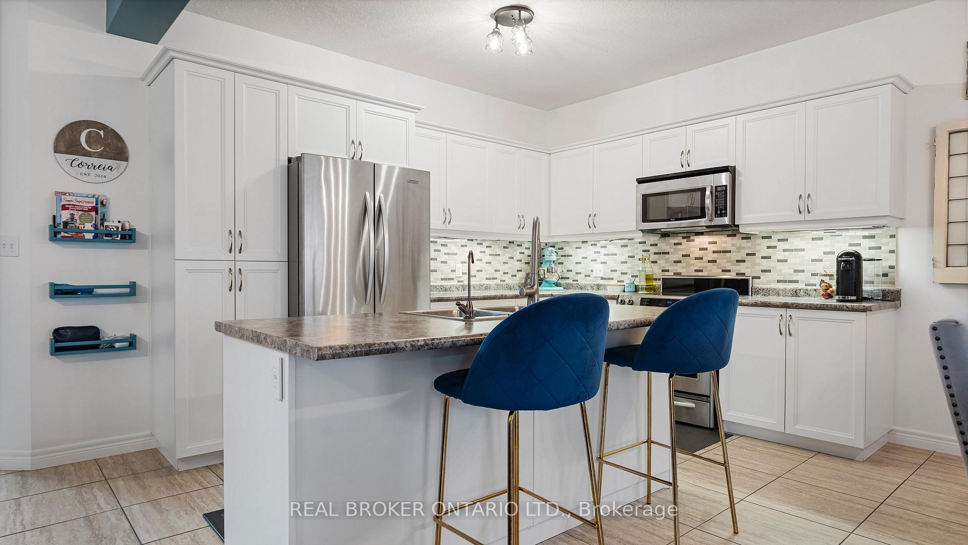 Photo 10 of 211 Maple Bush Drive, Cambridge, Little's Corners — HOMEH