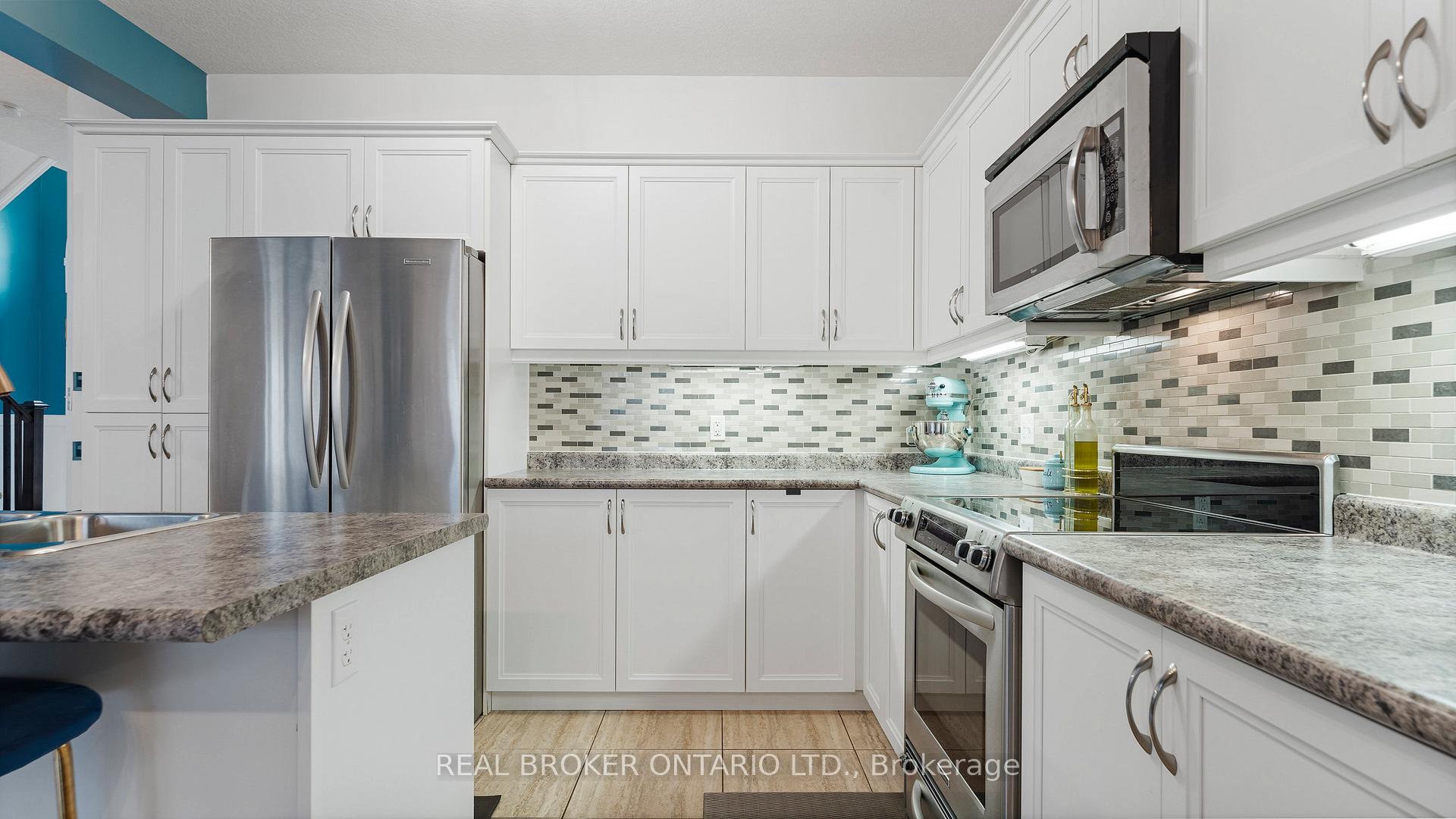 Photo 11 of 211 Maple Bush Drive, Cambridge, Little's Corners — HOMEH