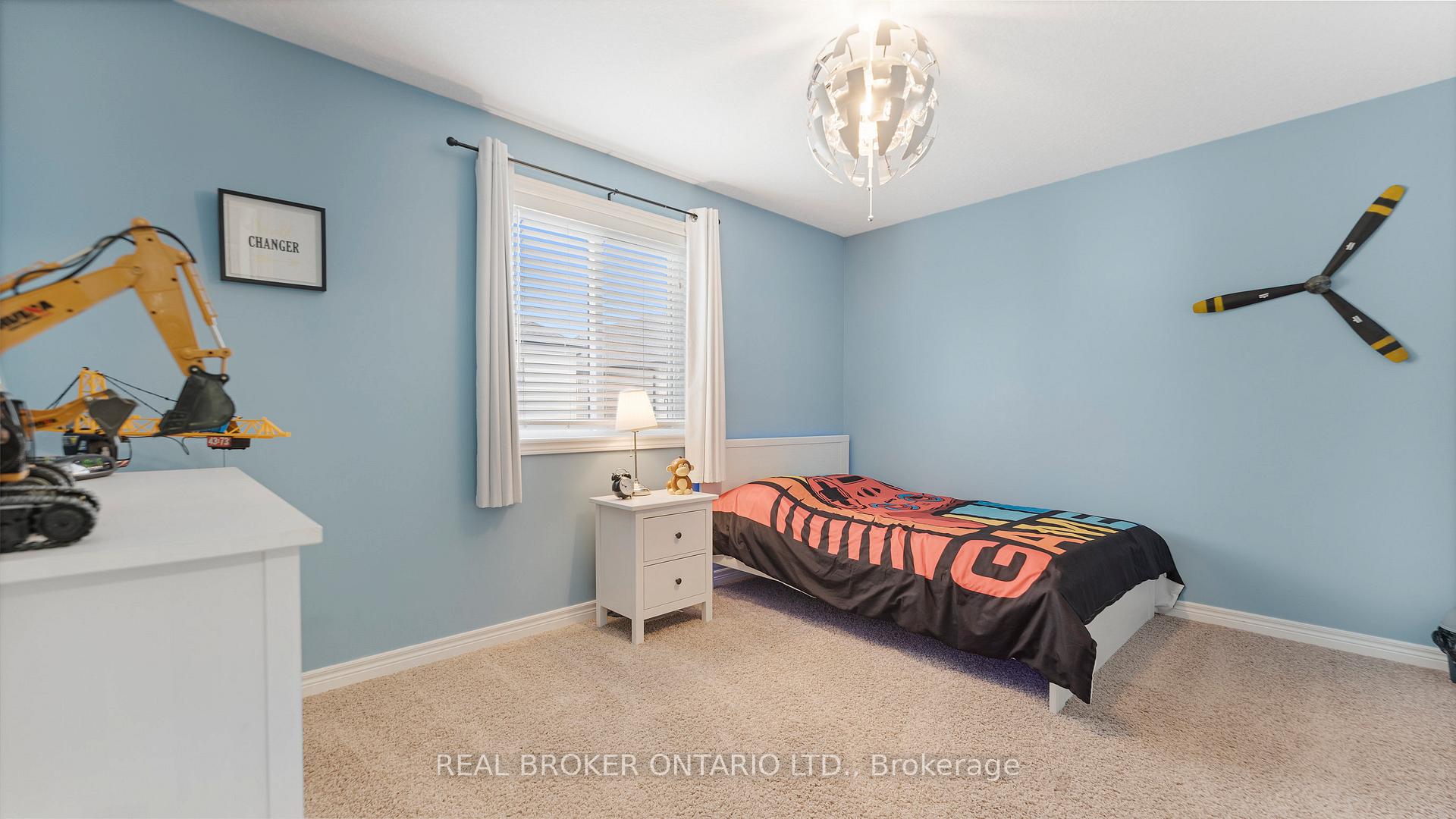 Photo 15 of 211 Maple Bush Drive, Cambridge, Little's Corners — HOMEH